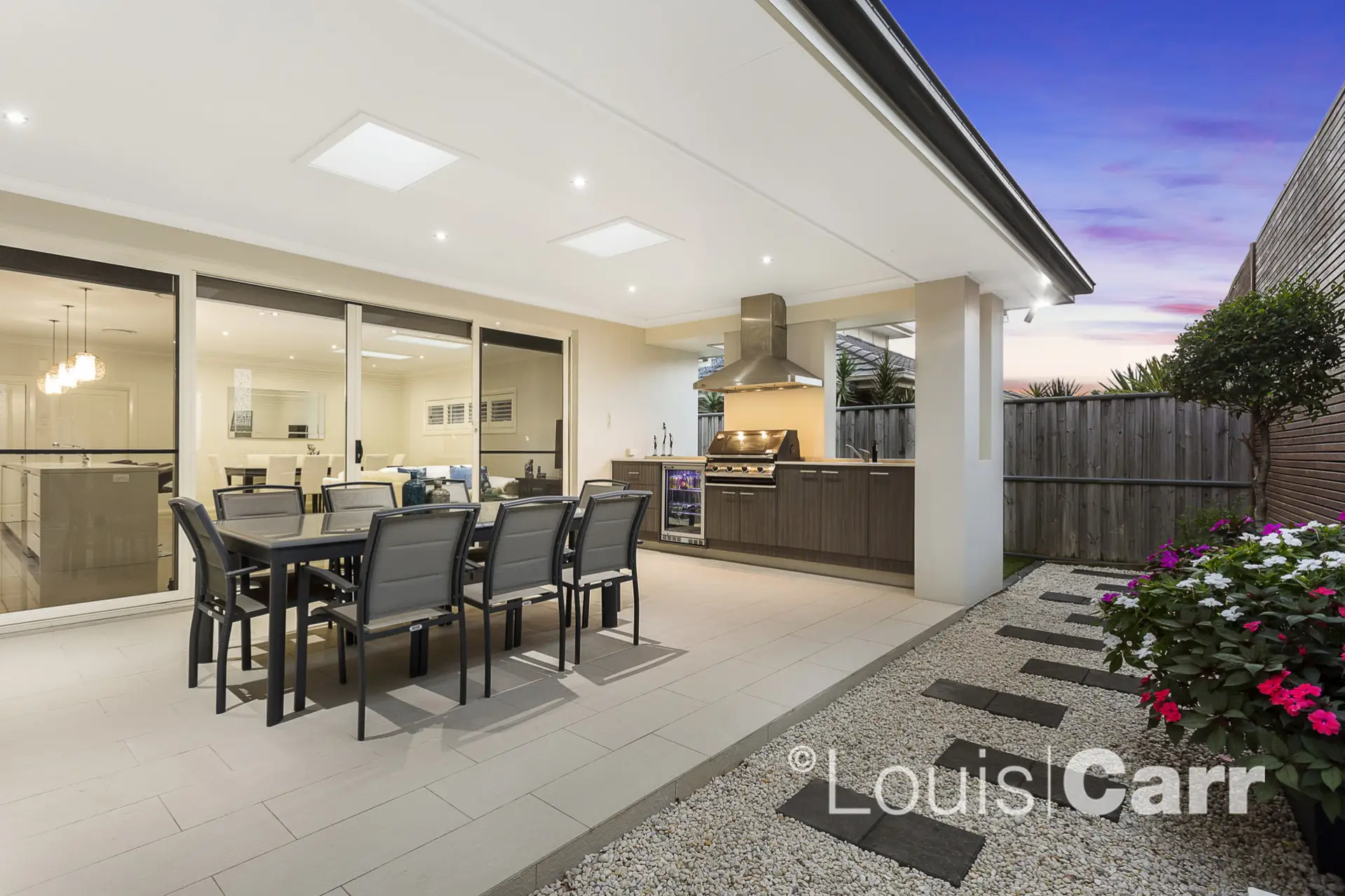 43 Hadley Circuit, Beaumont Hills Sold by Louis Carr Real Estate - image 3