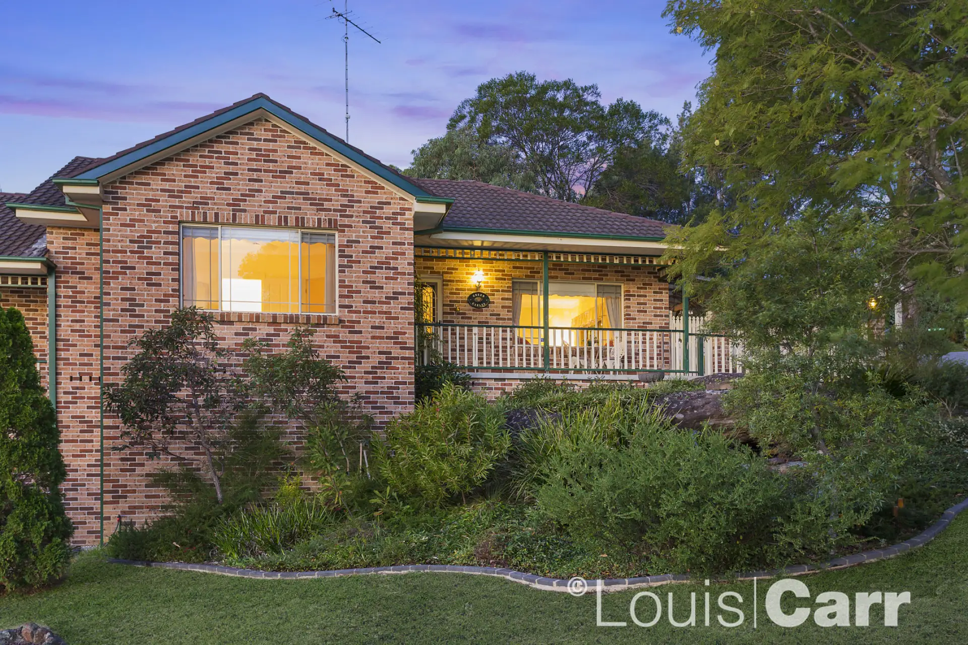 8 Chainmail Crescent, Castle Hill Sold by Louis Carr Real Estate - image 8