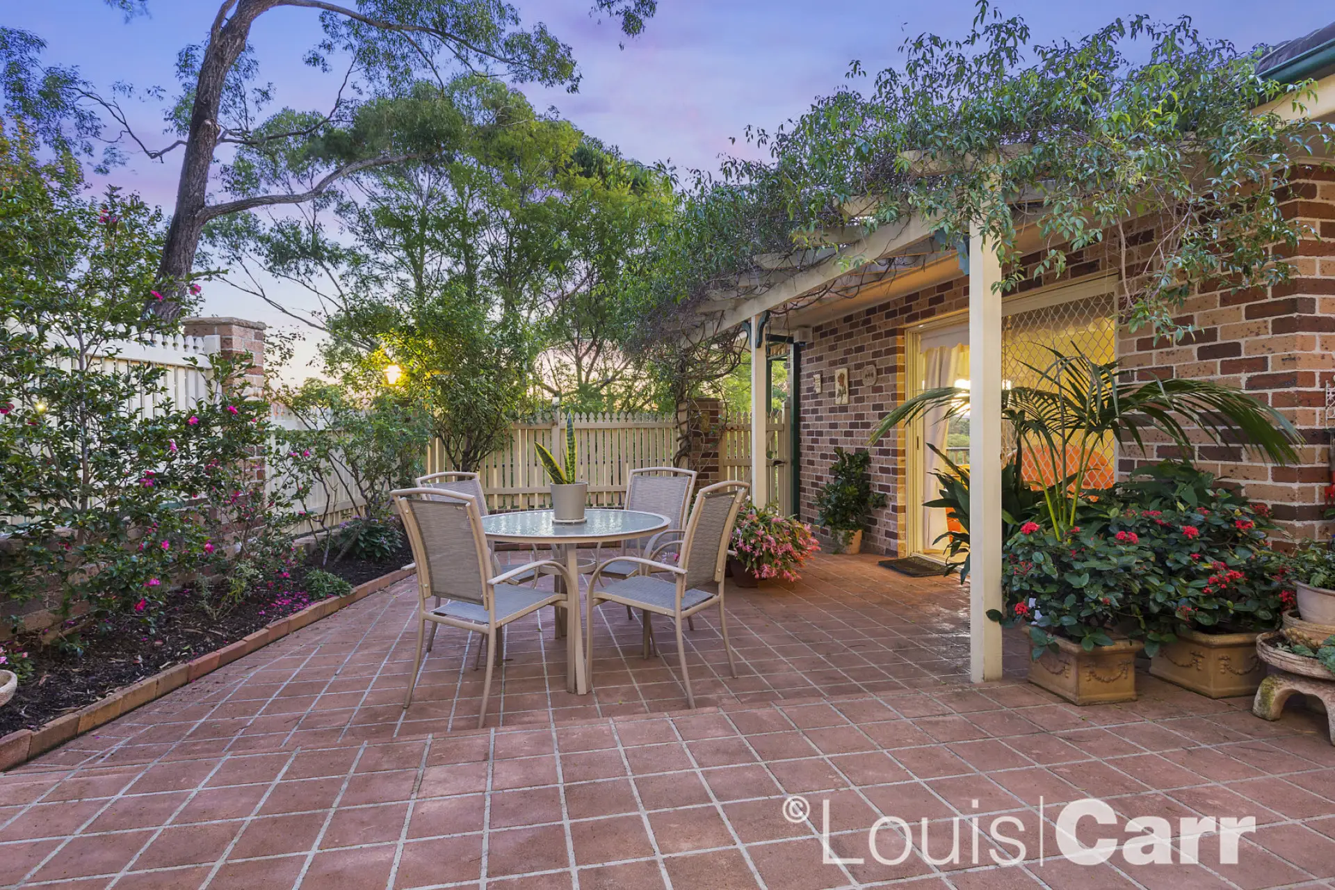 8 Chainmail Crescent, Castle Hill Sold by Louis Carr Real Estate - image 2