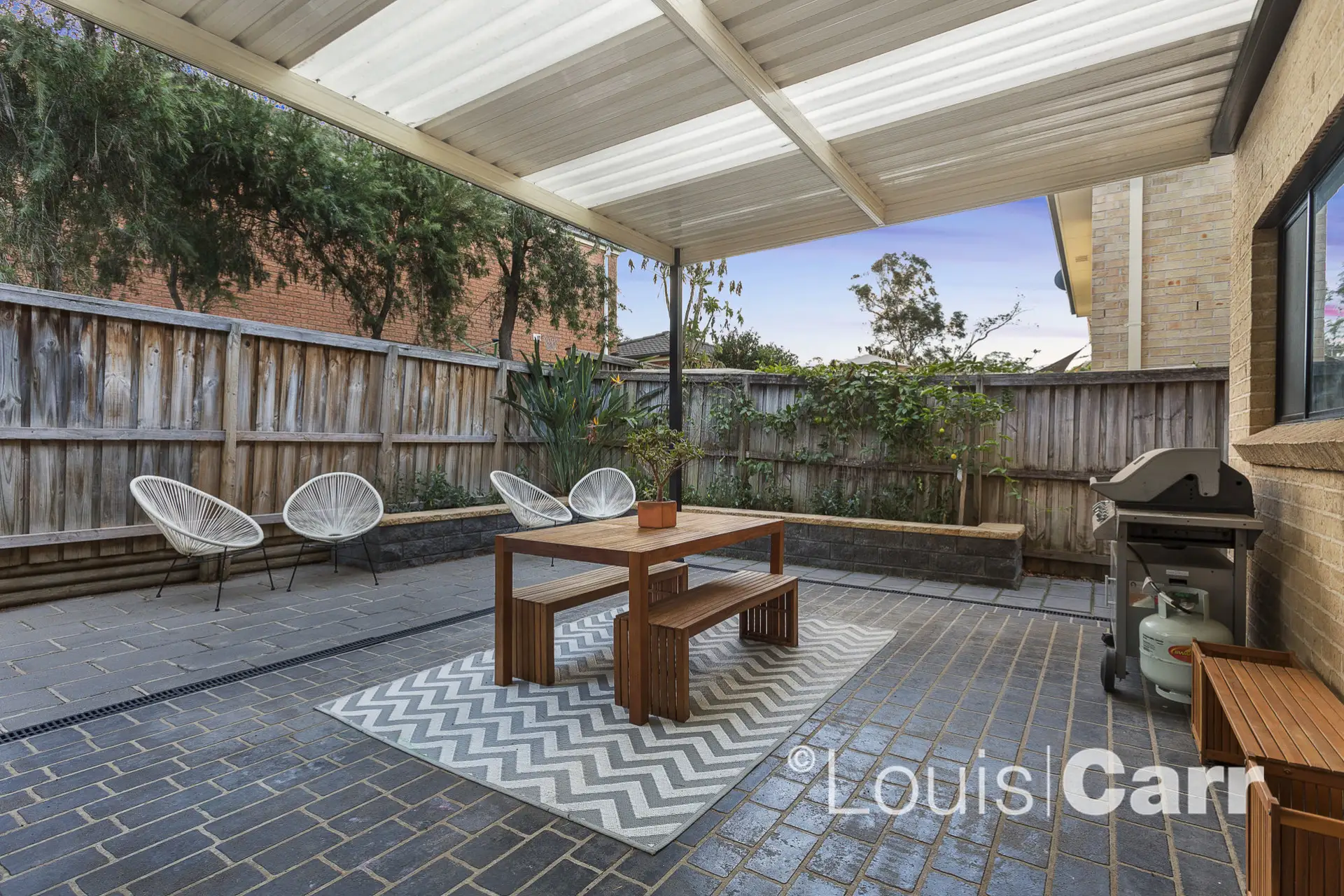 26 Tallowood Grove, Beaumont Hills Sold by Louis Carr Real Estate - image 5