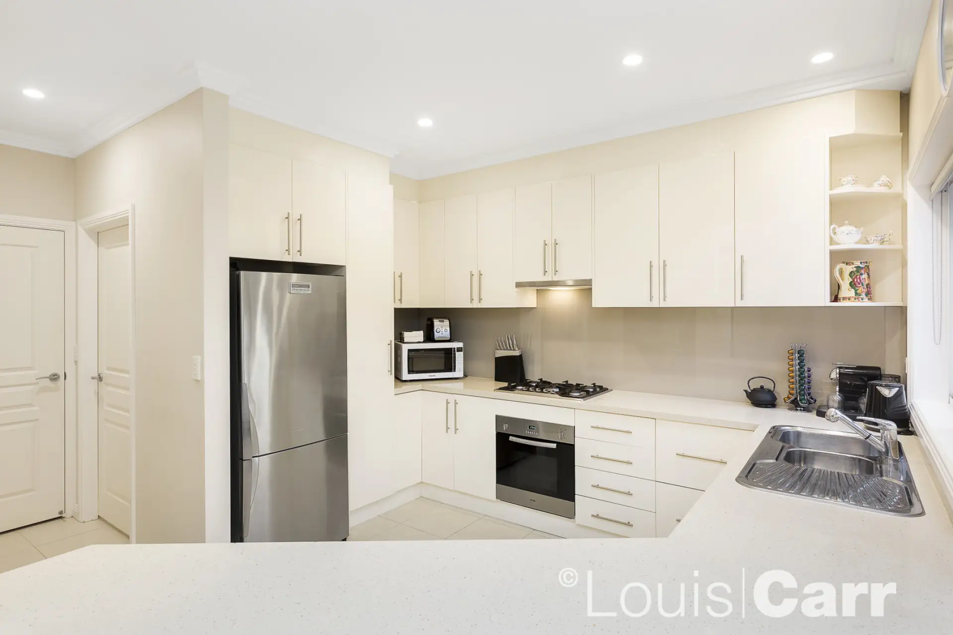 5/3 Banks Road, Castle Hill Sold by Louis Carr Real Estate - image 5