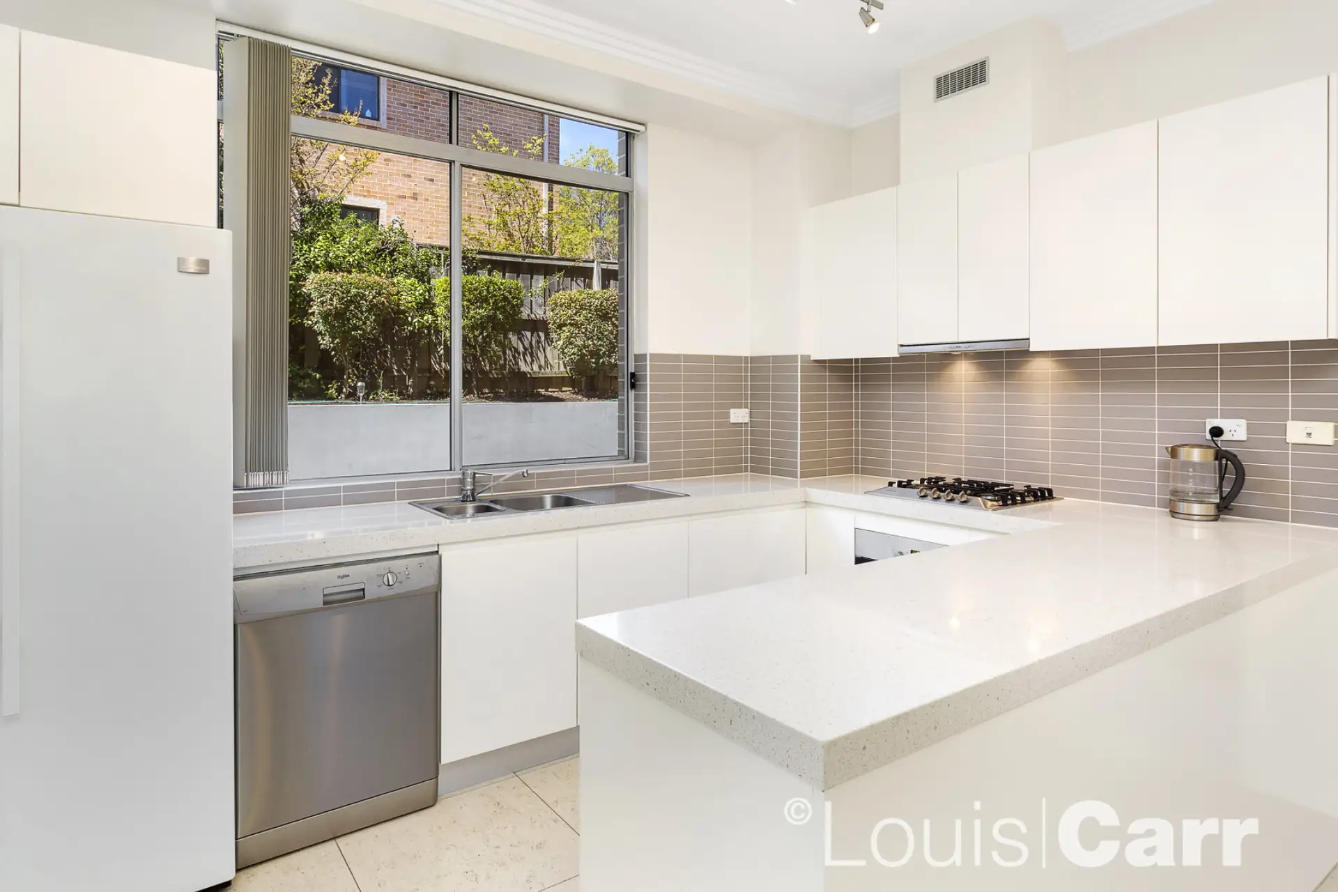 5/5 Sherwin Avenue, Castle Hill Sold by Louis Carr Real Estate - image 4