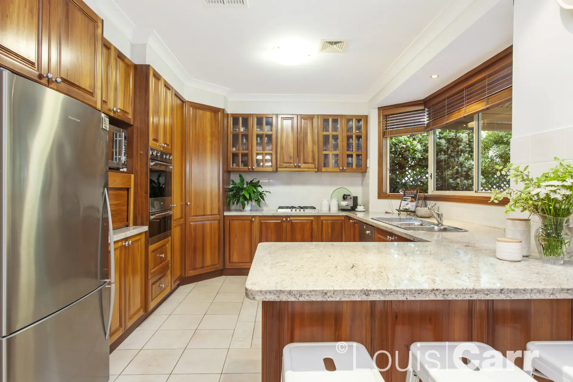 24 Huntingdale Circle, Castle Hill Sold by Louis Carr Real Estate - image 4