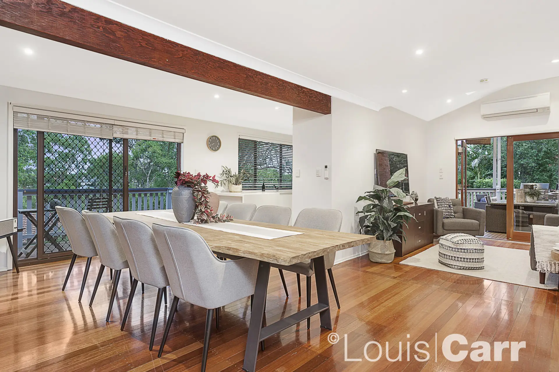 110 Ridgecrop Drive, Castle Hill Sold by Louis Carr Real Estate - image 2