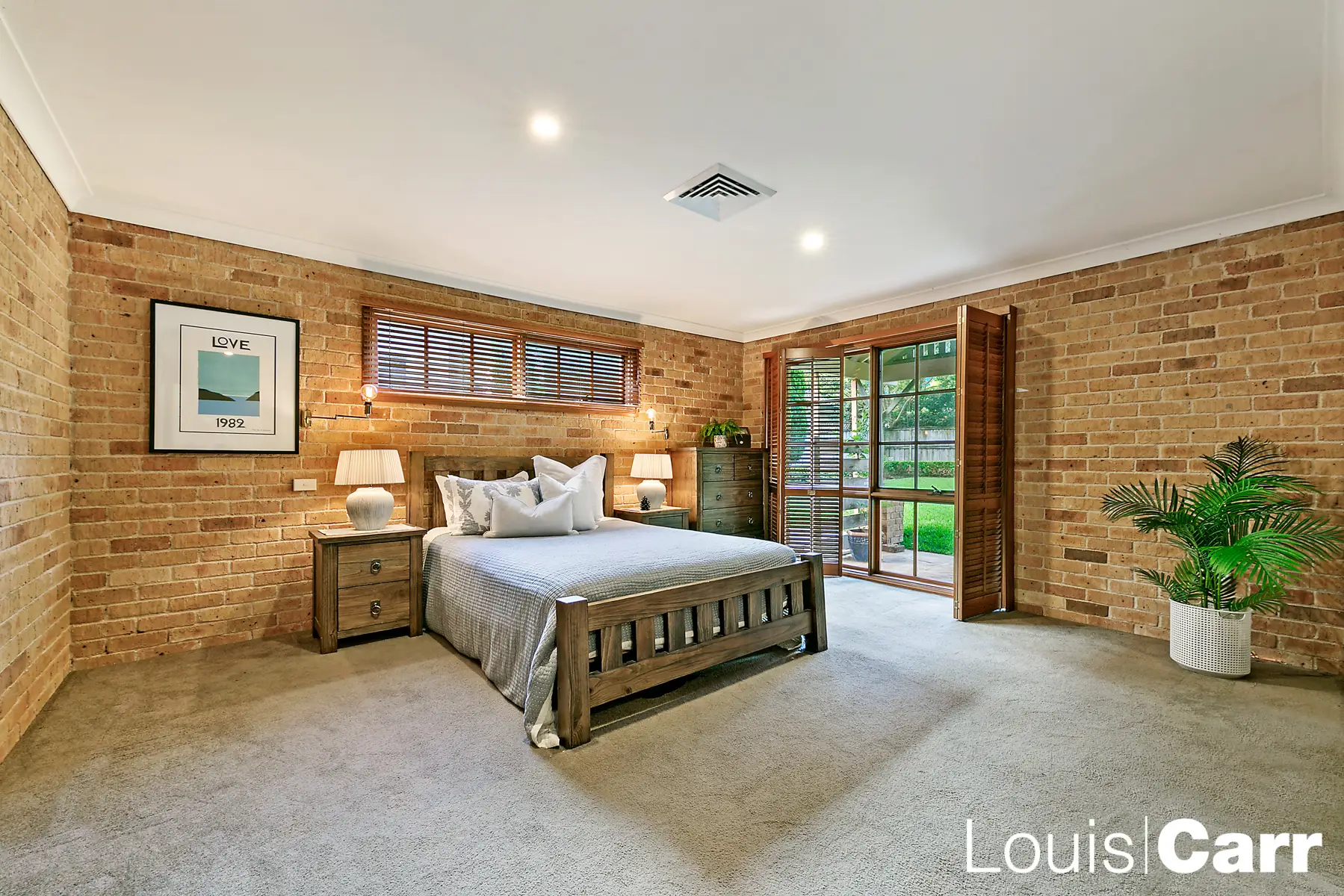 10 Huntingdale Circle, Castle Hill Sold by Louis Carr Real Estate - image 9