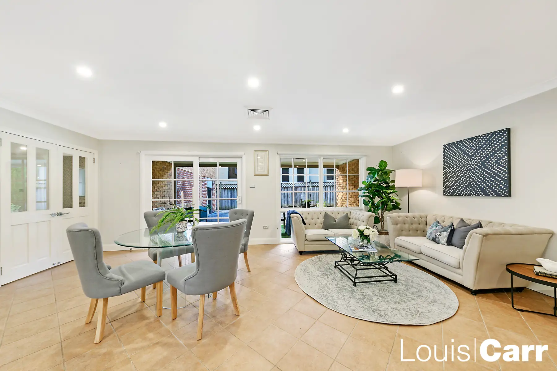 10 Huntingdale Circle, Castle Hill Sold by Louis Carr Real Estate - image 3
