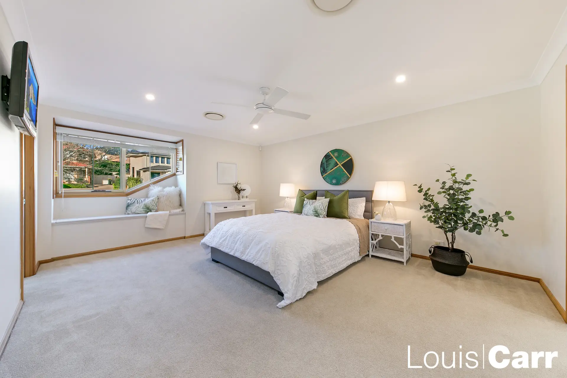 Photo #12: 44 Perisher Road, Beaumont Hills - Sold by Louis Carr Real Estate