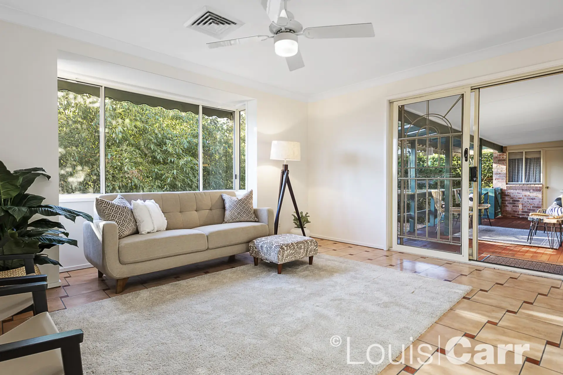 2/30 Yaringa Road, Castle Hill Sold by Louis Carr Real Estate - image 2
