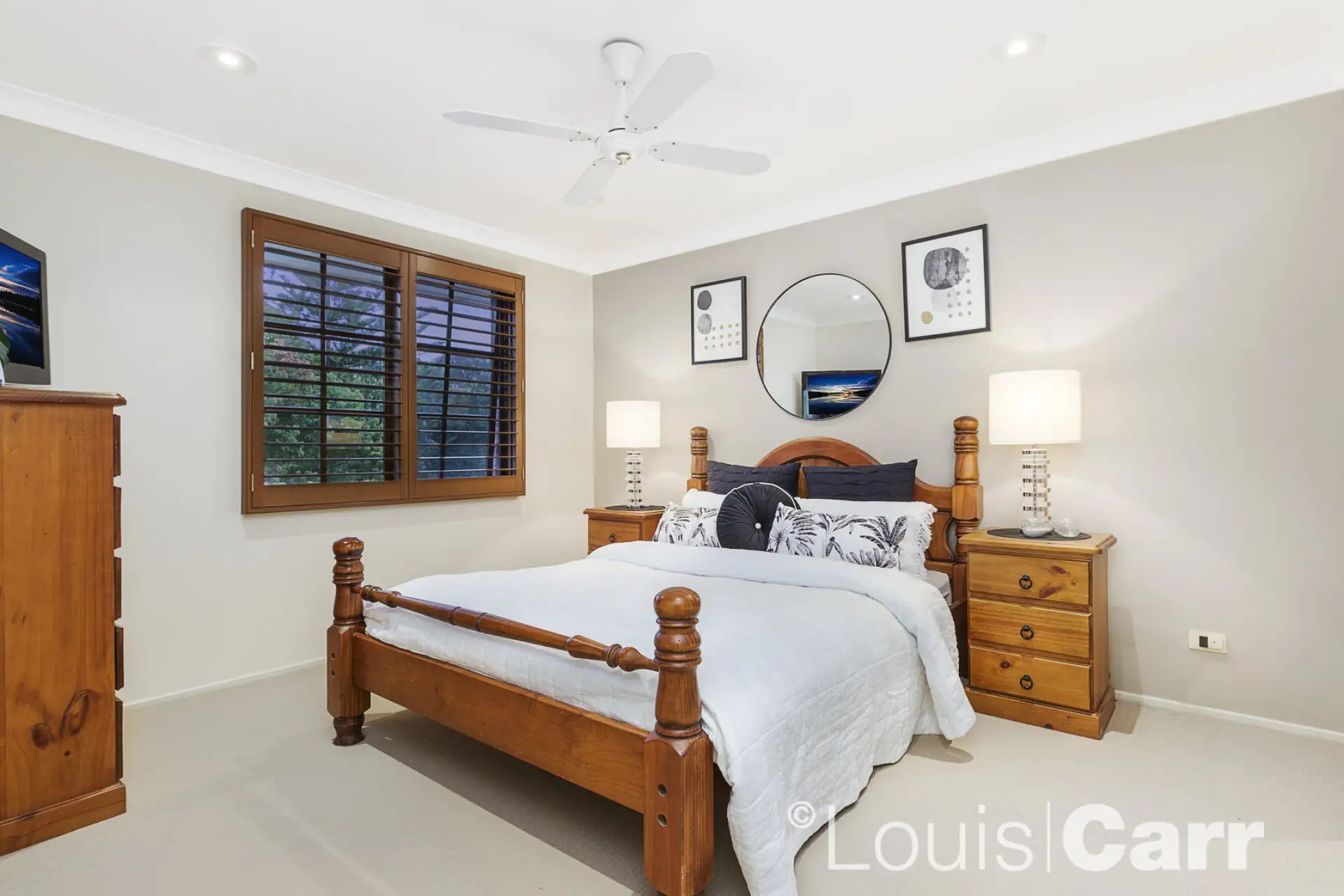 Photo #14: 33 Citadel Crescent, Castle Hill - Sold by Louis Carr Real Estate