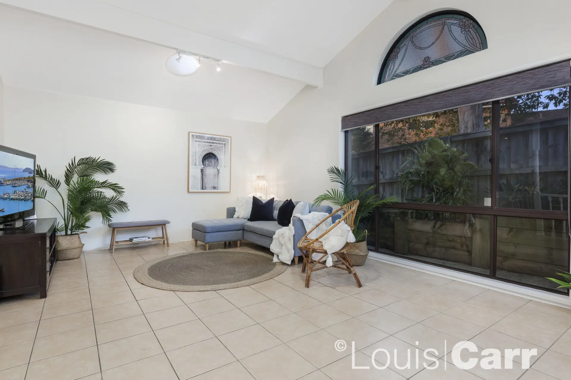 6 Turret Place, Castle Hill Sold by Louis Carr Real Estate - image 1