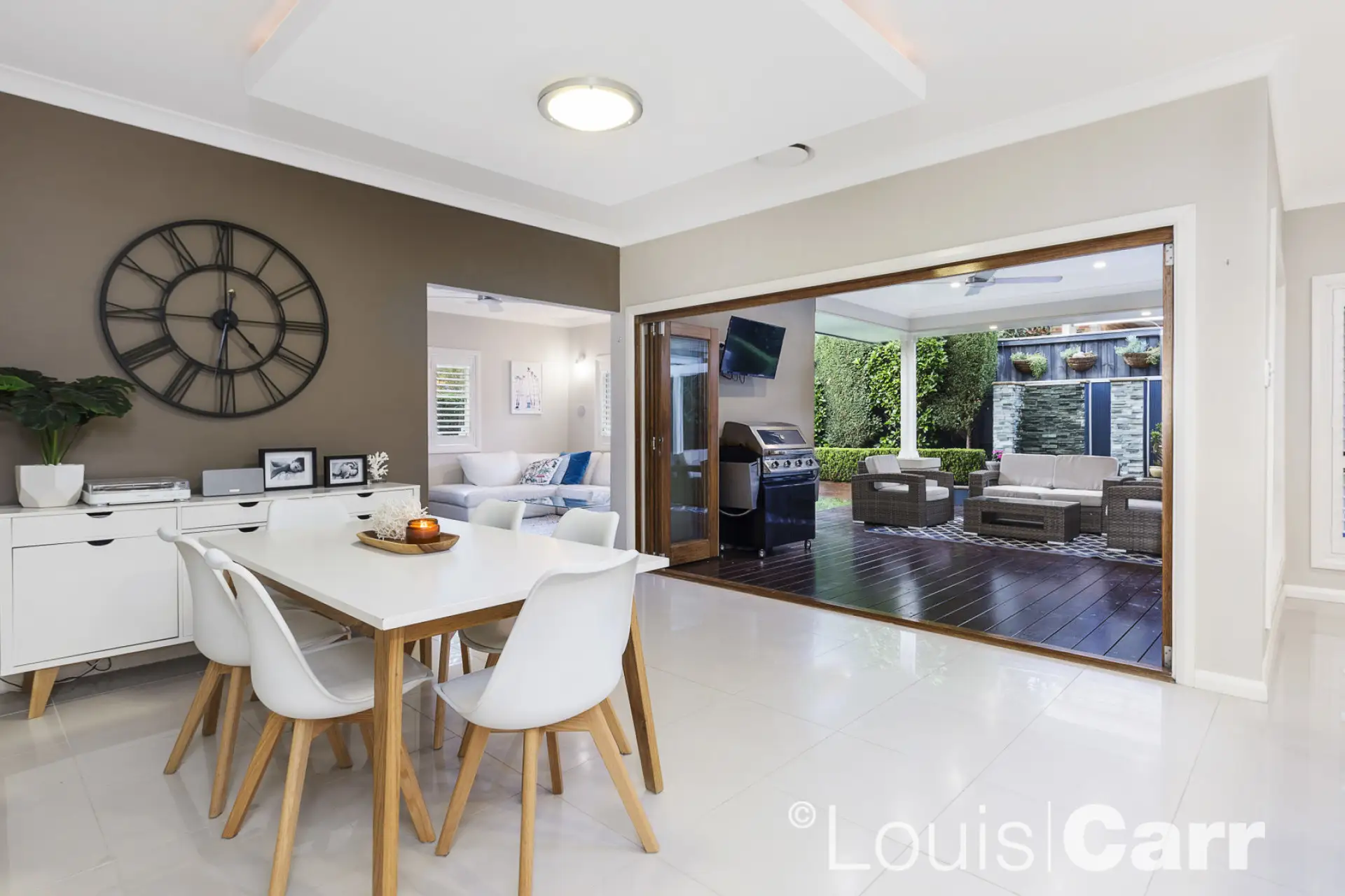4 Fox Place, Beaumont Hills Sold by Louis Carr Real Estate - image 4