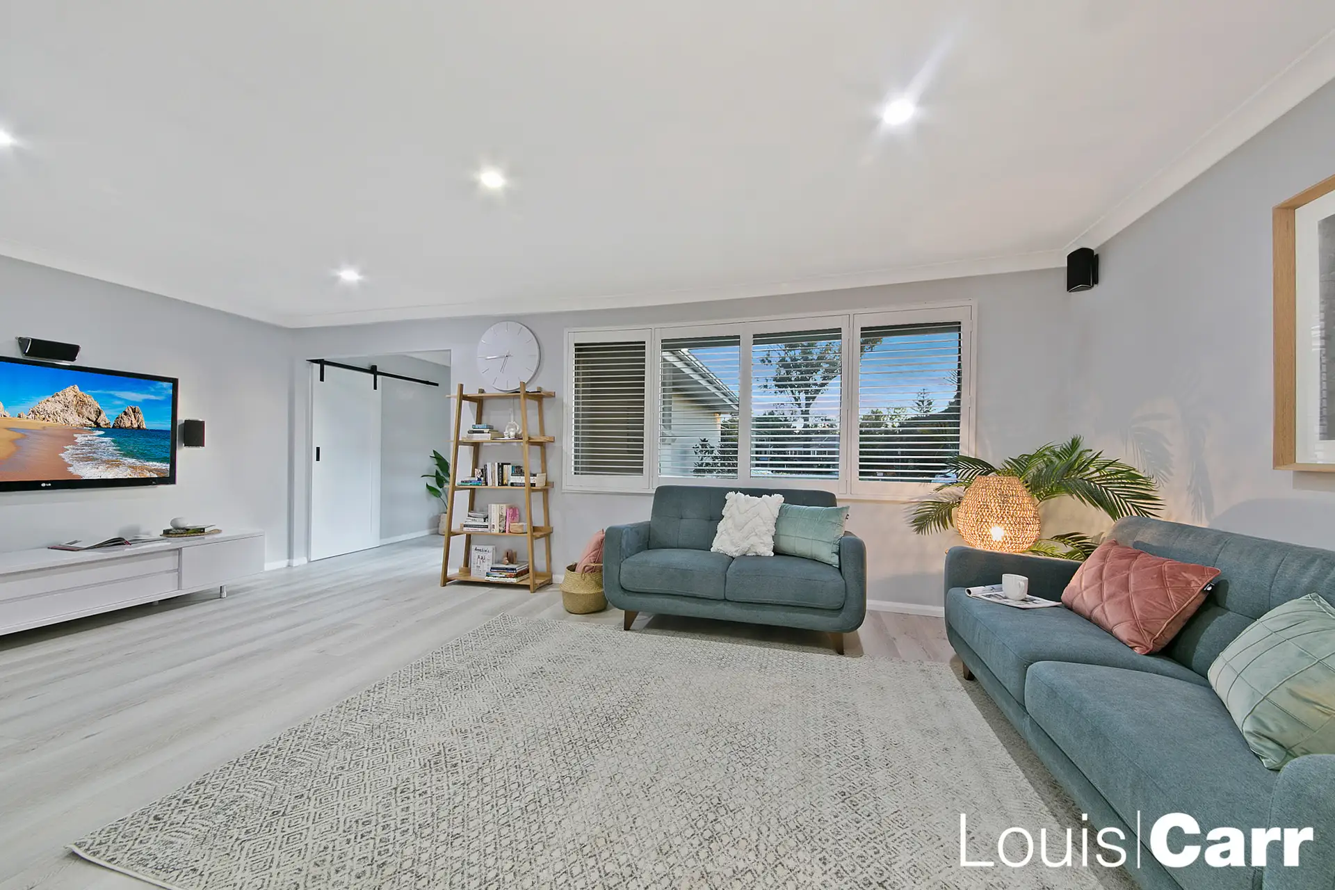 15 Fiona Avenue, Castle Hill Sold by Louis Carr Real Estate - image 1