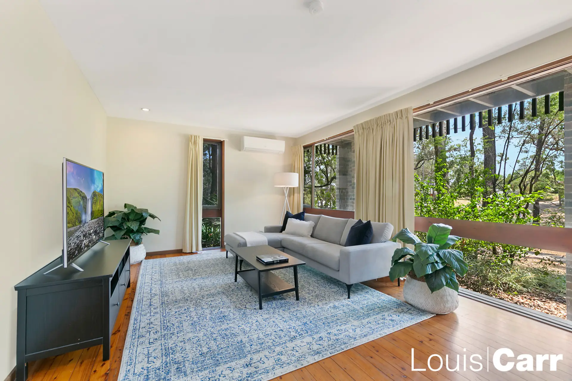 9 Warran Place, Castle Hill Sold by Louis Carr Real Estate - image 3