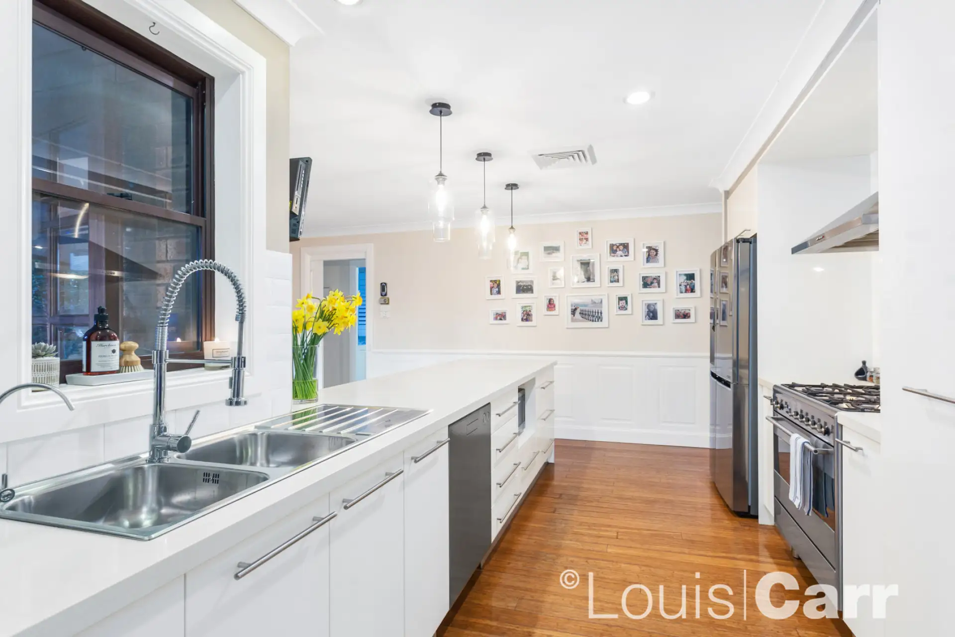 8 Highett Place, Glenhaven Sold by Louis Carr Real Estate - image 3