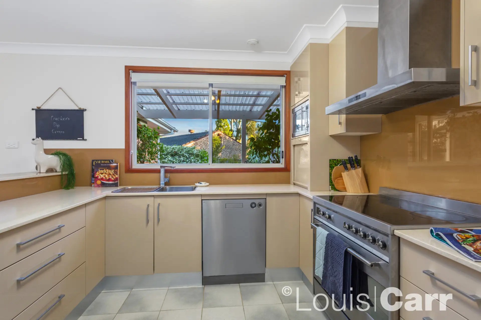 3 Farrier Place, Castle Hill Sold by Louis Carr Real Estate - image 4