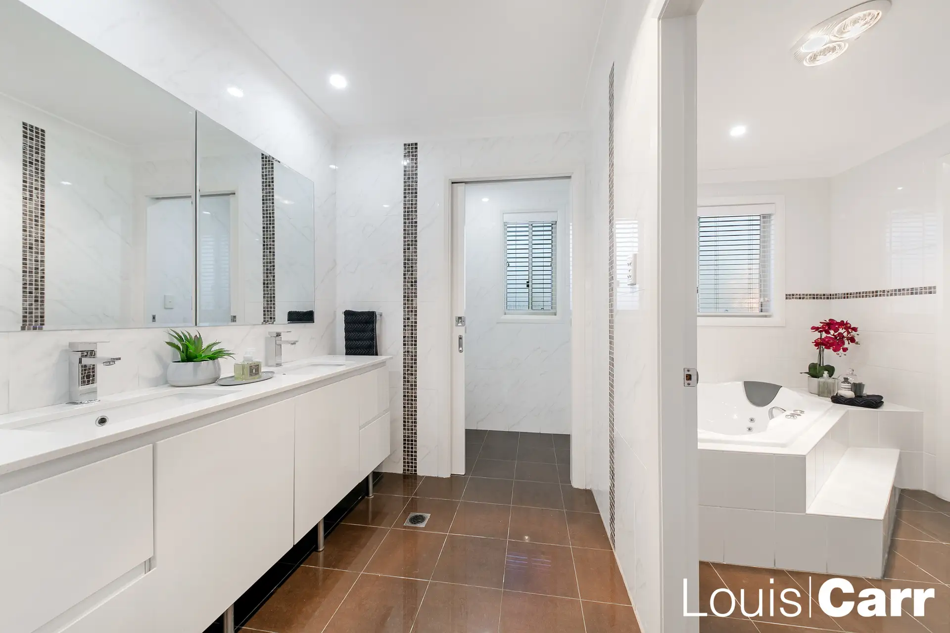 Photo #13: 94 Tamboura Avenue, Baulkham Hills - Sold by Louis Carr Real Estate