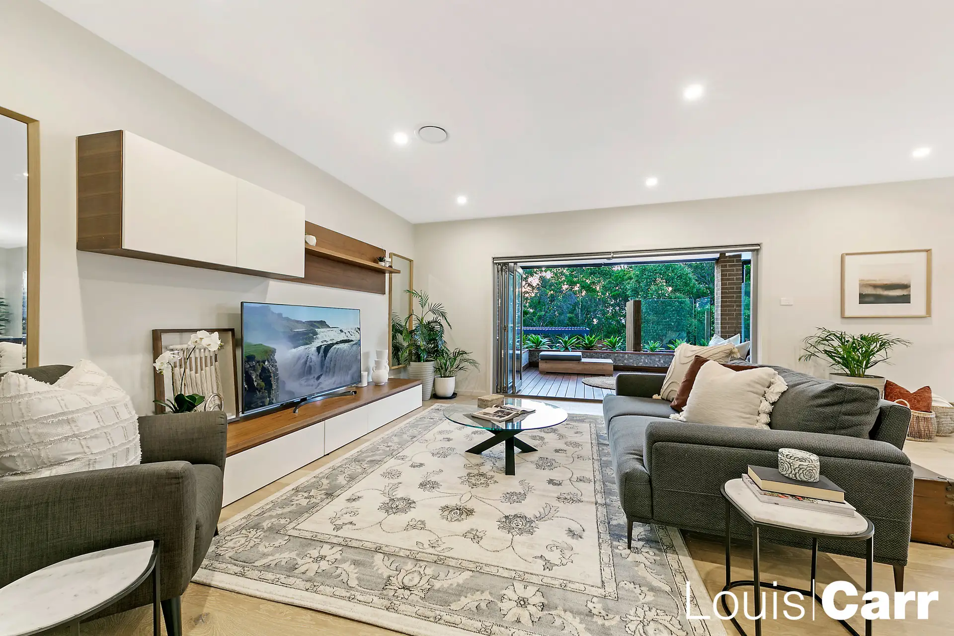 45 Womurrung Avenue, Castle Hill Sold by Louis Carr Real Estate - image 1