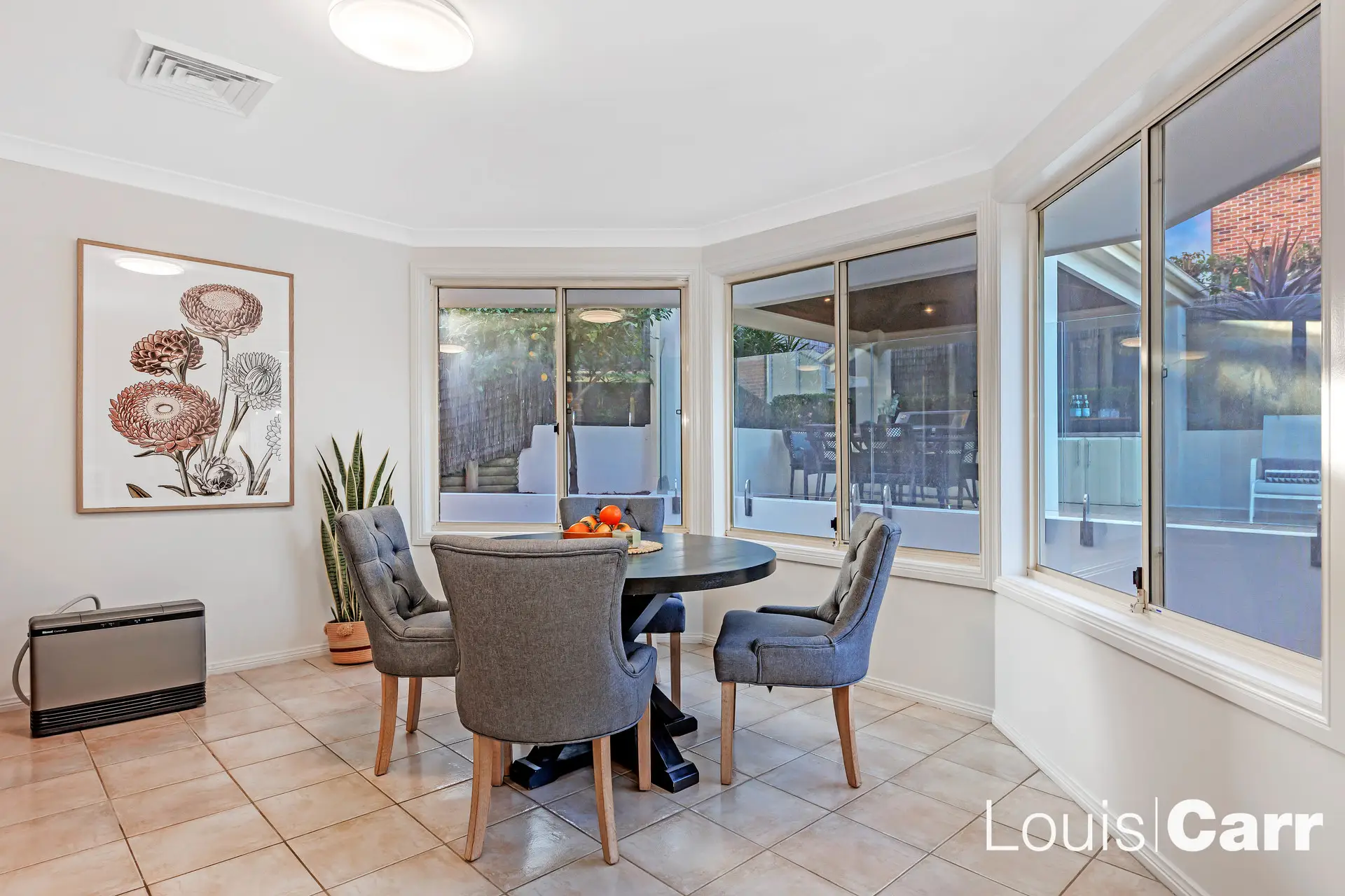 Photo #9: 66 Yaringa Road, Castle Hill - Sold by Louis Carr Real Estate