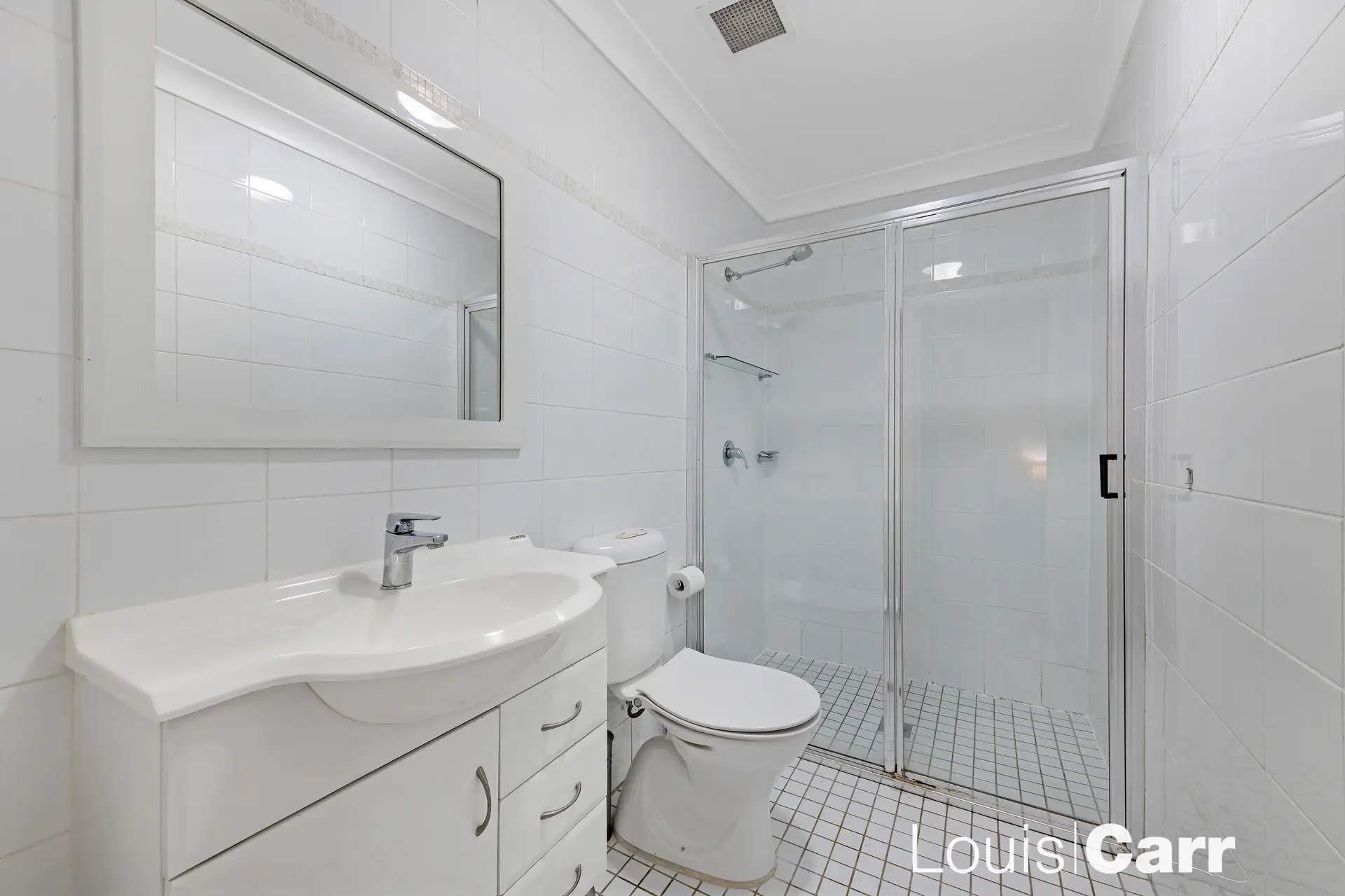 24/7-15 Purser Avenue, Castle Hill Sold by Louis Carr Real Estate - image 1