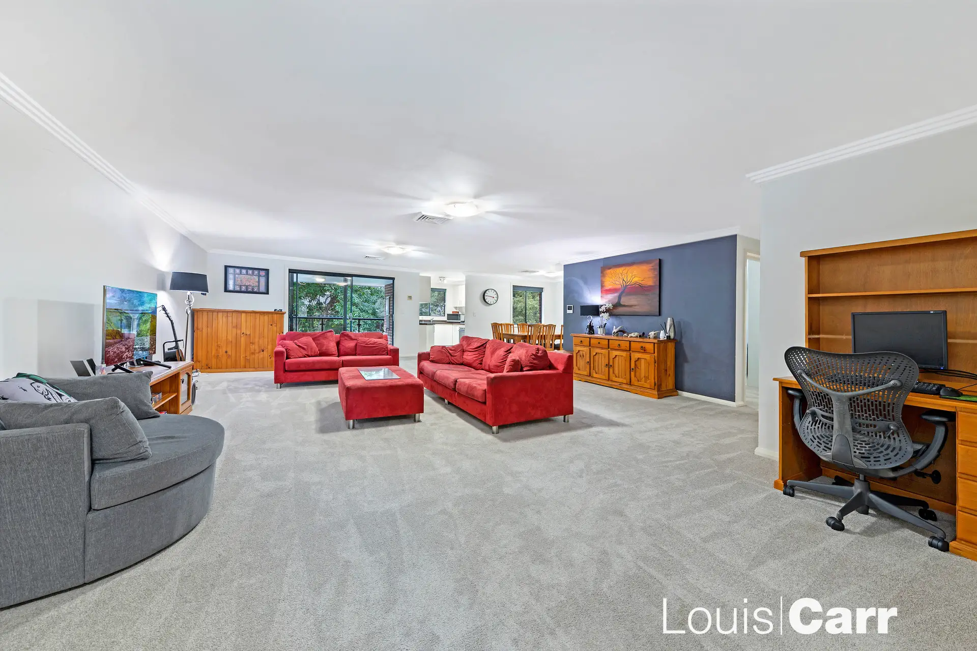 24/7-15 Purser Avenue, Castle Hill Sold by Louis Carr Real Estate - image 1