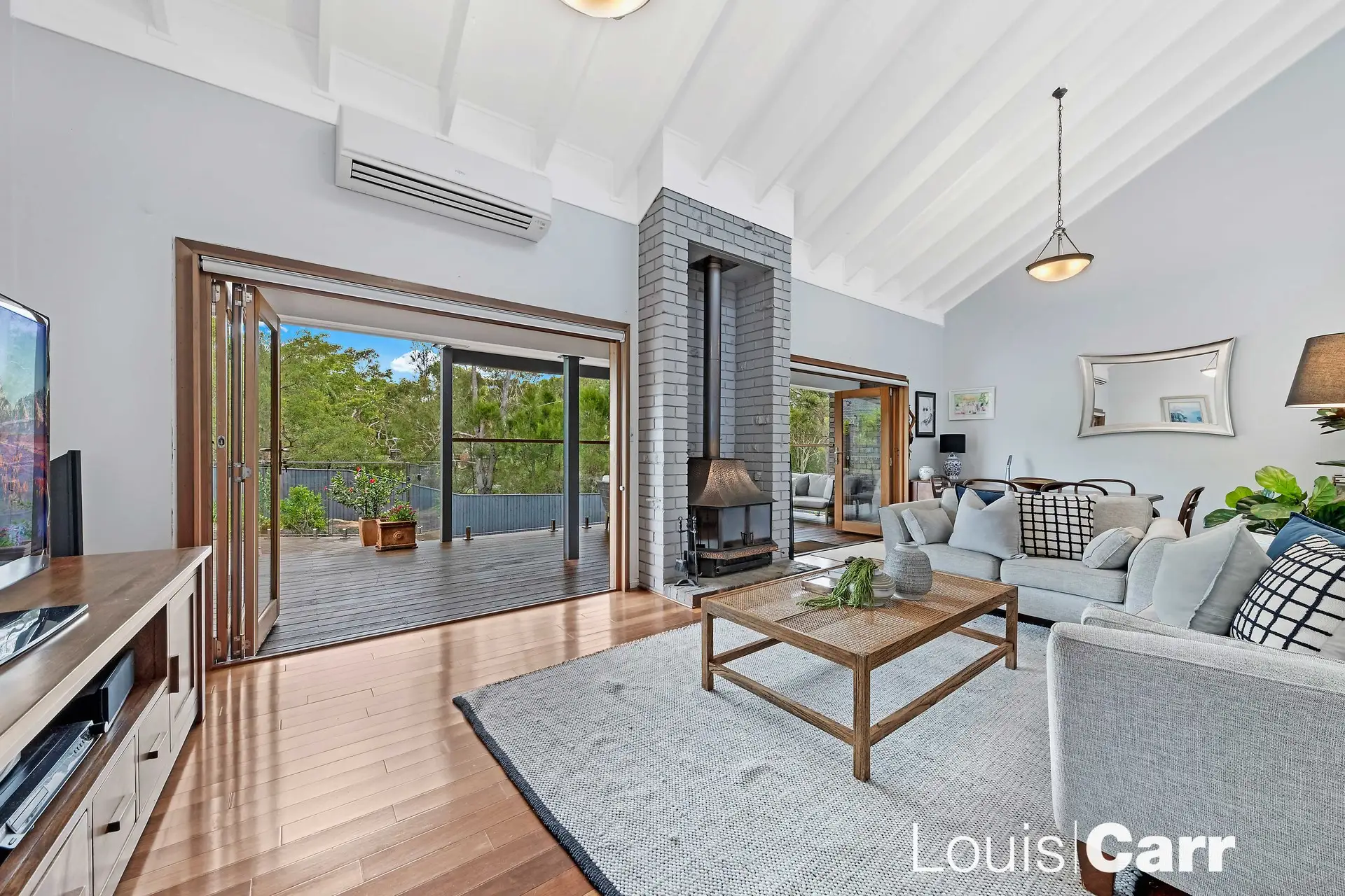 20 Knightsbridge Place, Castle Hill Sold by Louis Carr Real Estate - image 6