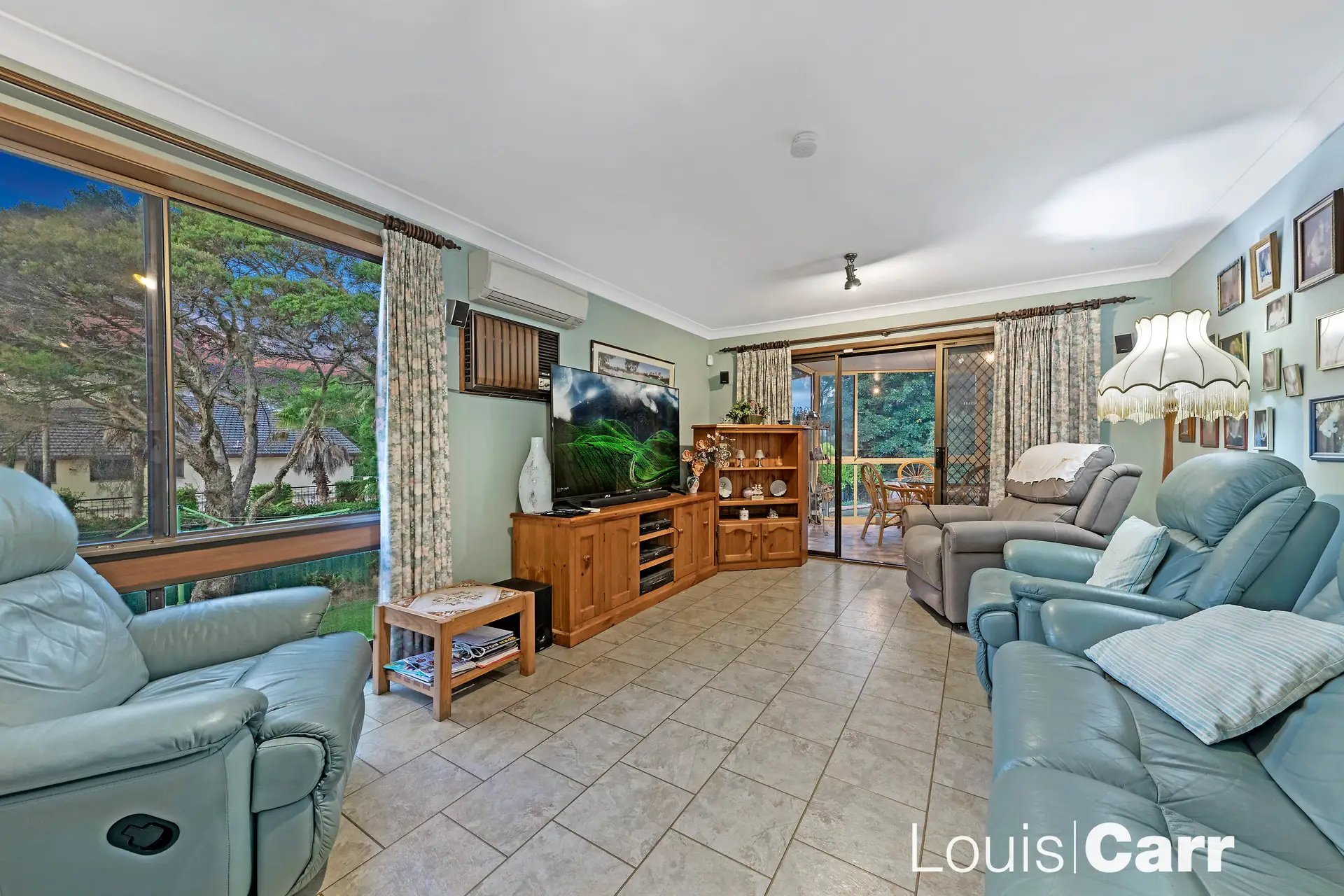 Photo #5: 4 Anne William Drive, West Pennant Hills - Sold by Louis Carr Real Estate