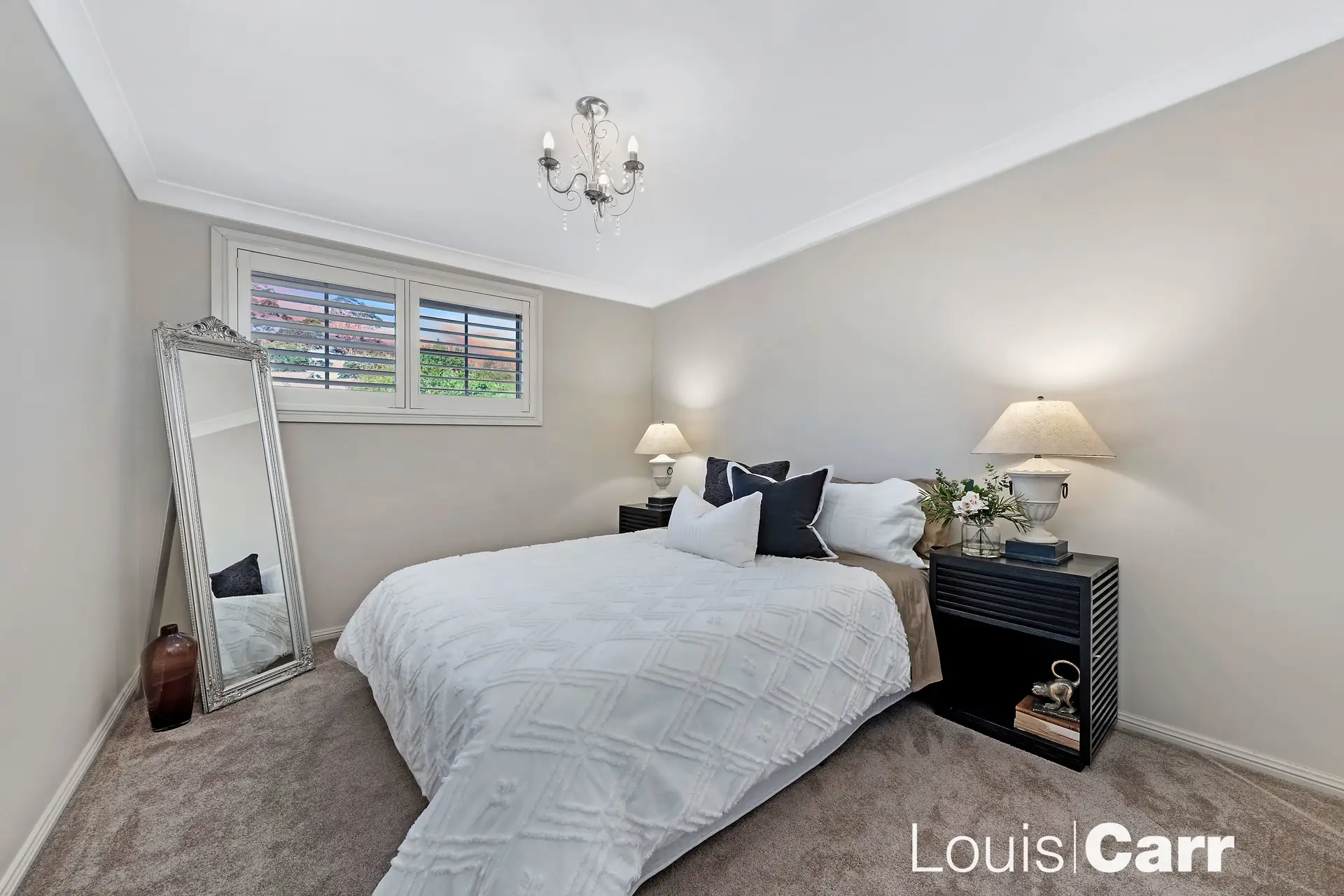 10 Crinan Court, Castle Hill Sold by Louis Carr Real Estate - image 1