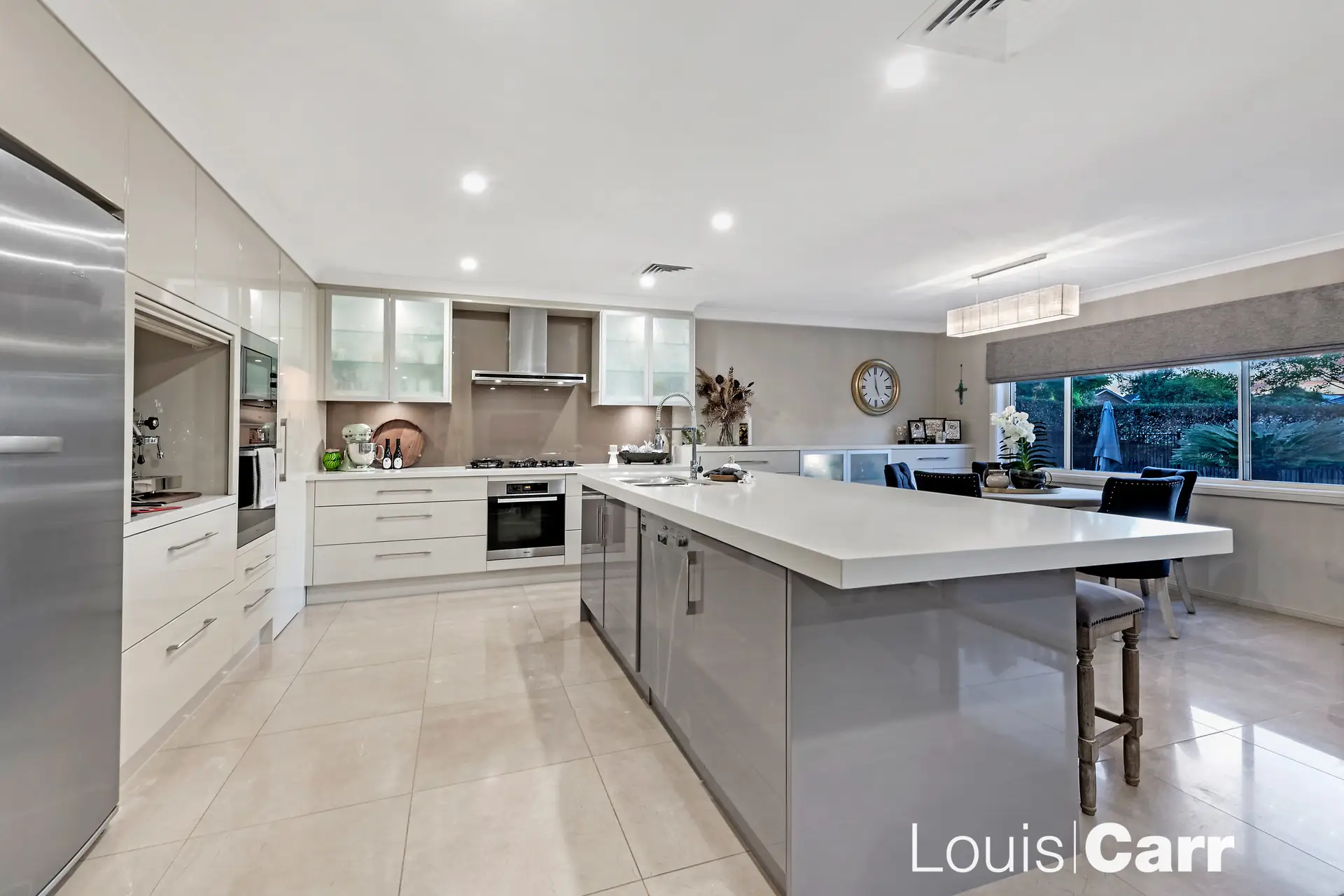 10 Crinan Court, Castle Hill Sold by Louis Carr Real Estate - image 1