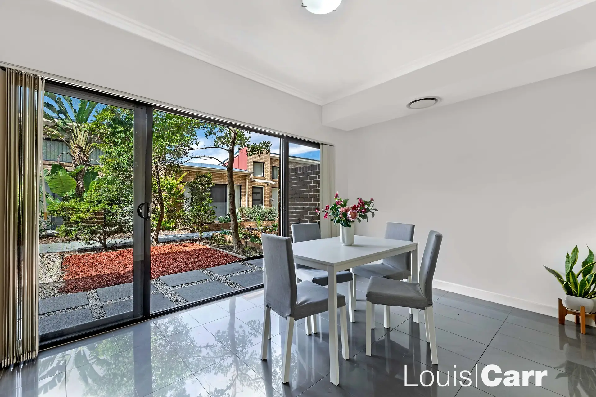 5/231-239 Old Northern Road, Castle Hill Sold by Louis Carr Real Estate - image 3