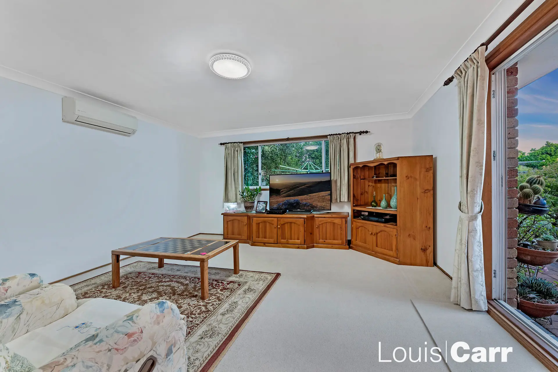 Photo #6: 59 Cedarwood Drive, Cherrybrook - Sold by Louis Carr Real Estate