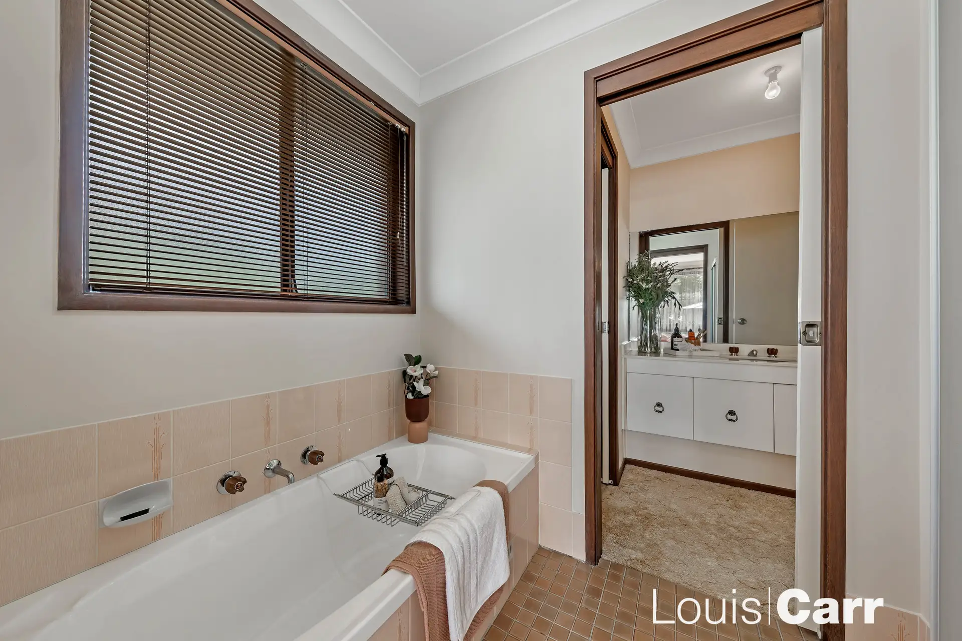 7 Farhall Place, Glenhaven Sold by Louis Carr Real Estate - image 7
