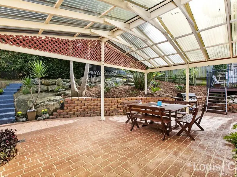 8 Millstream Grove, Dural Sold by Louis Carr Real Estate - image 4