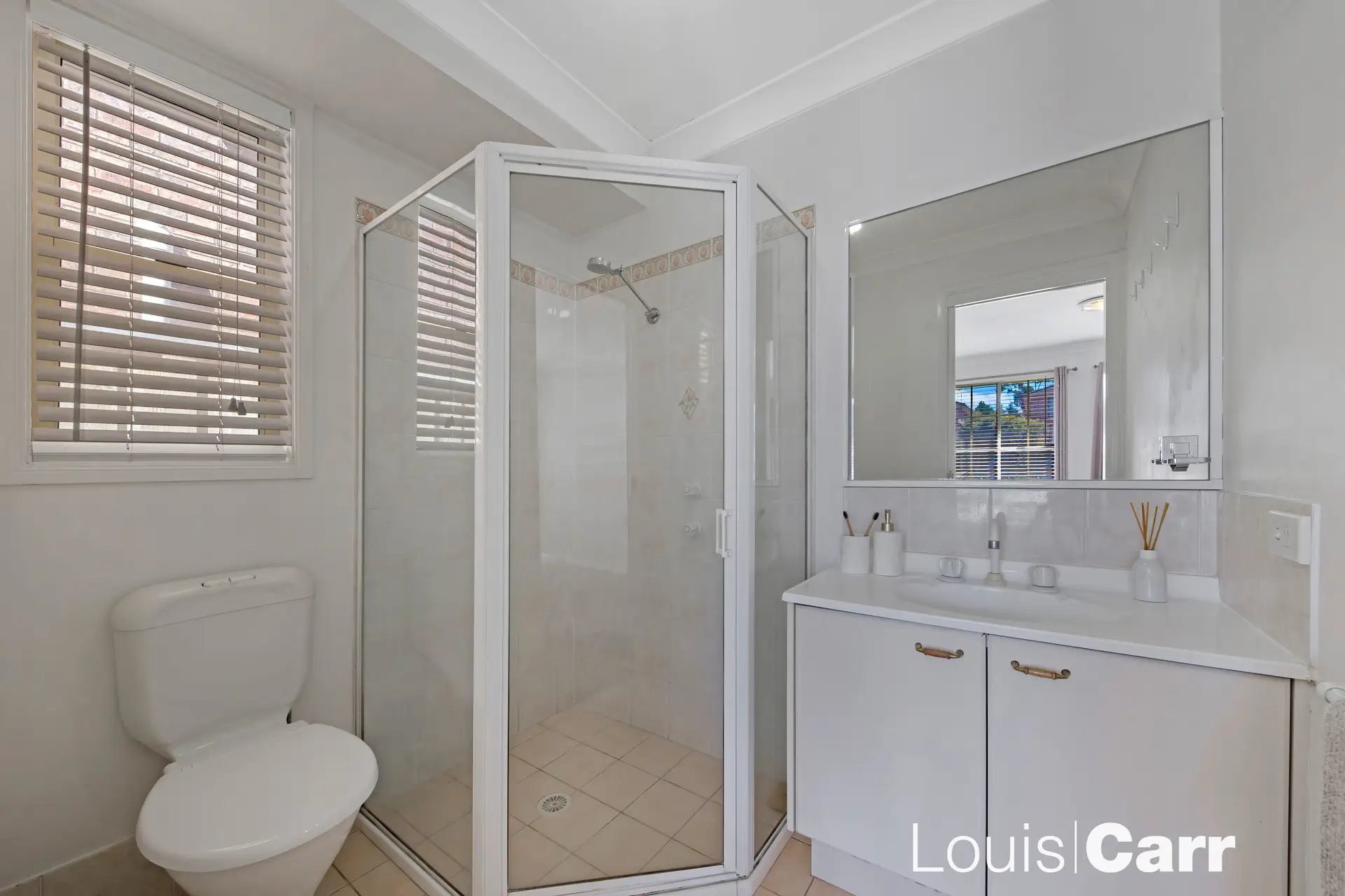 30 Macquarie Avenue, Kellyville Sold by Louis Carr Real Estate - image 9