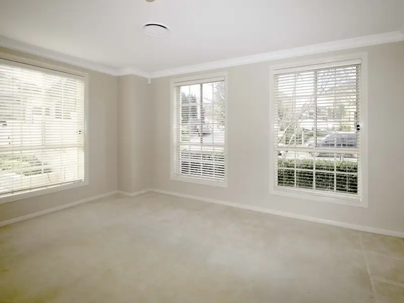 20 Morgan Place, Beaumont Hills Leased by Louis Carr Real Estate - image 3