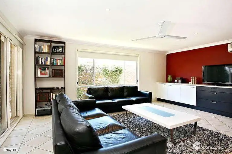 4 Lightwood Way, Beaumont Hills Leased by Louis Carr Real Estate - image 4