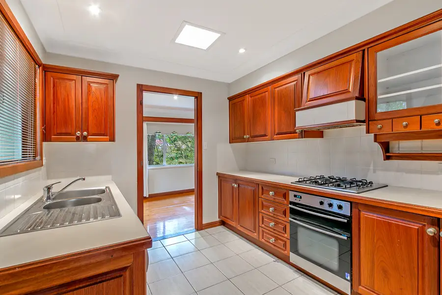 2 John Savage Crescent, West Pennant Hills Leased by Louis Carr Real Estate - image 5