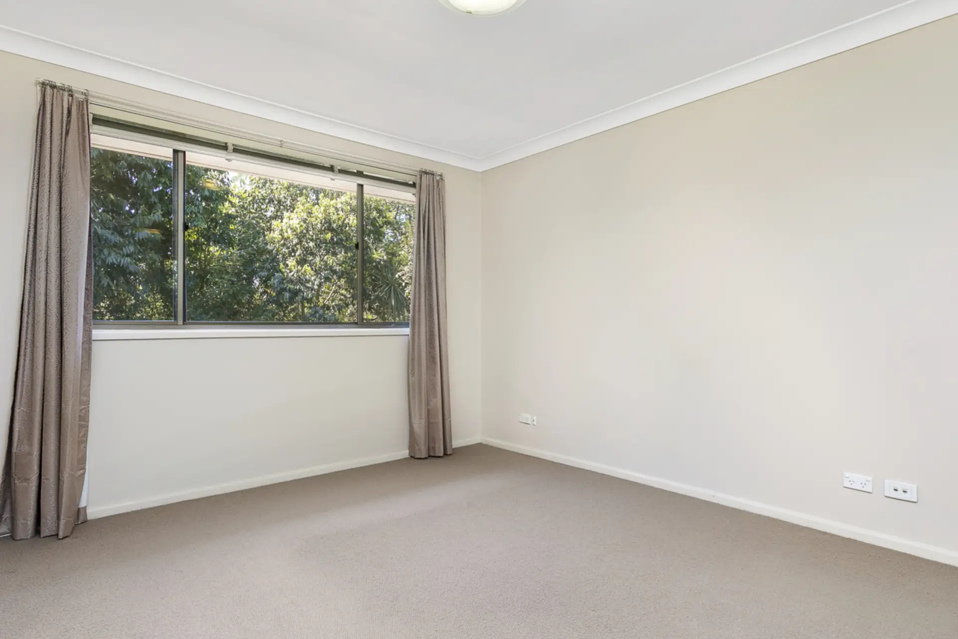 34/7 Chapel Lane, Baulkham Hills Leased by Louis Carr Real Estate - image 7