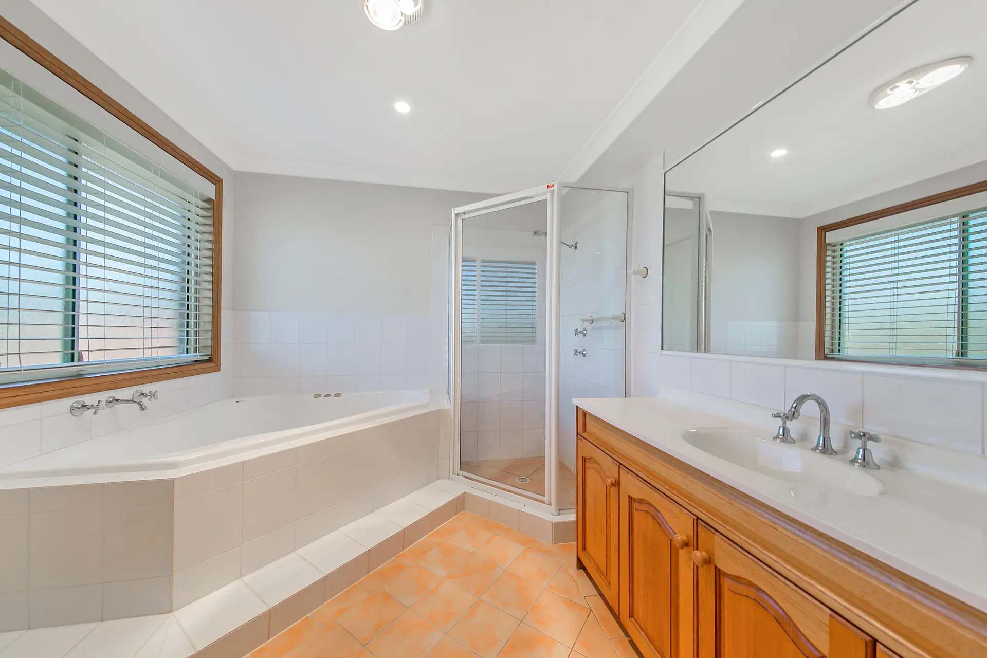 44 Perisher Road, Beaumont Hills Leased by Louis Carr Real Estate - image 10