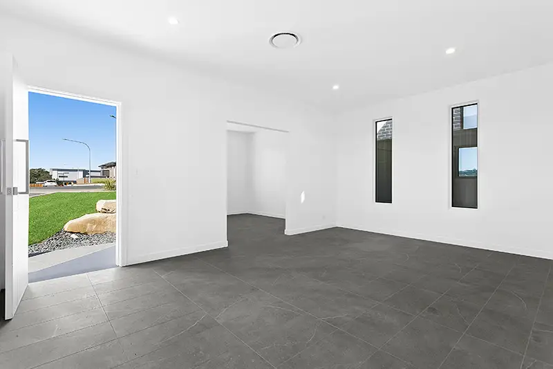 2a Napoli Way, Kellyville Leased by Louis Carr Real Estate - image 10