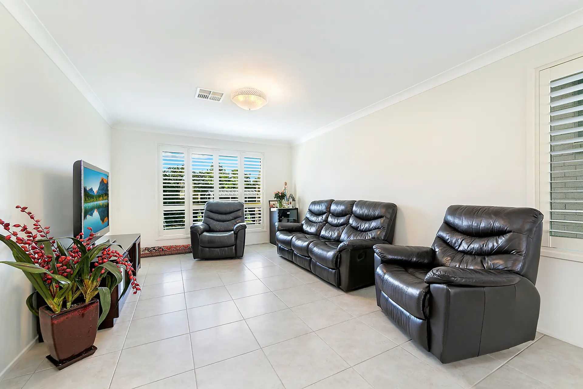 7 Bethany Place, Glenwood Leased by Louis Carr Real Estate - image 6