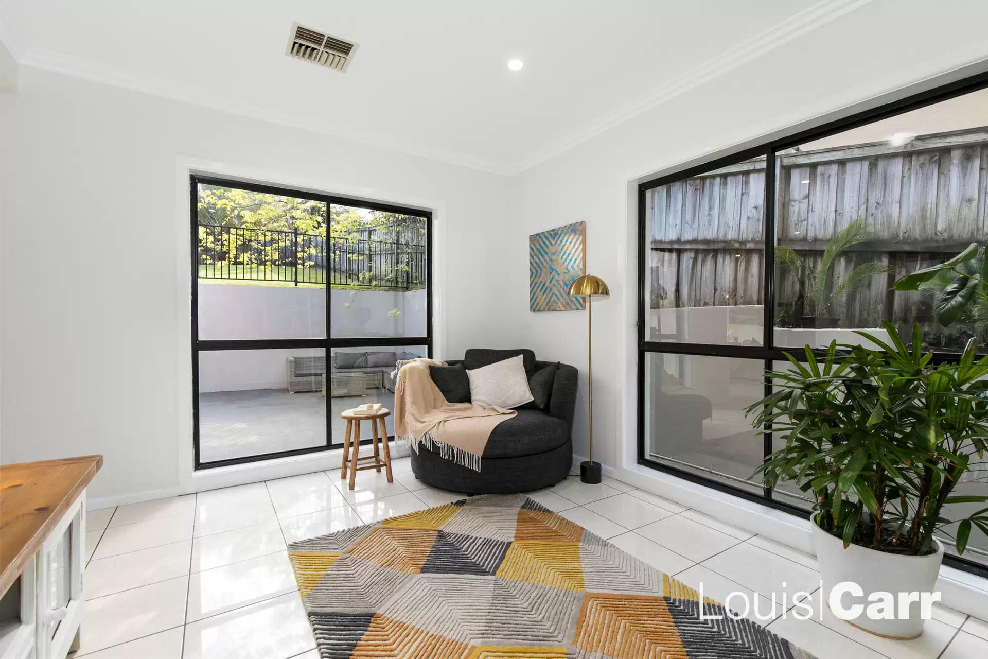 Photo #6: 51 Peartree Circuit, West Pennant Hills - Sold by Louis Carr Real Estate