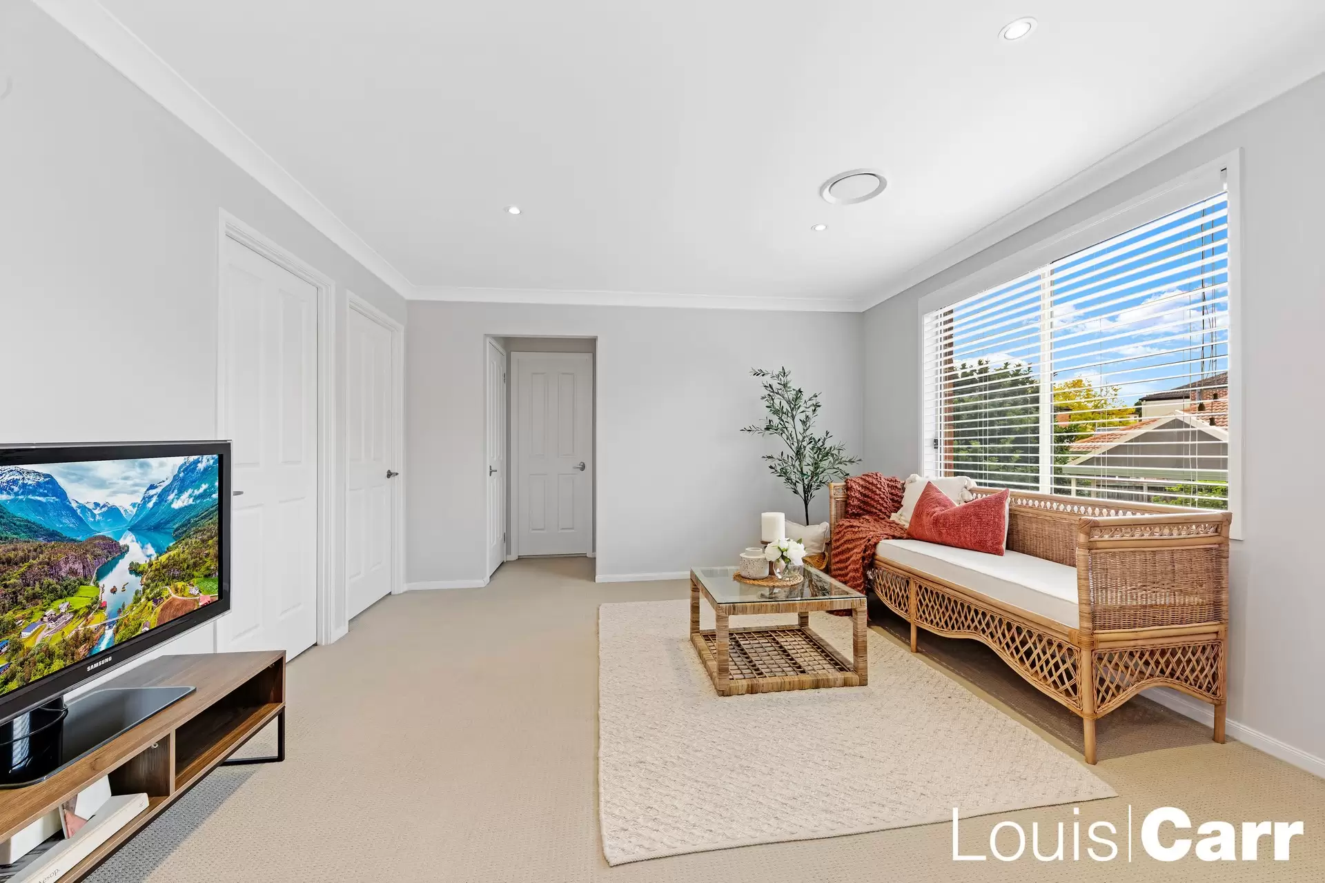 7 Borrowdale Way, Beaumont Hills Leased by Louis Carr Real Estate - image 1