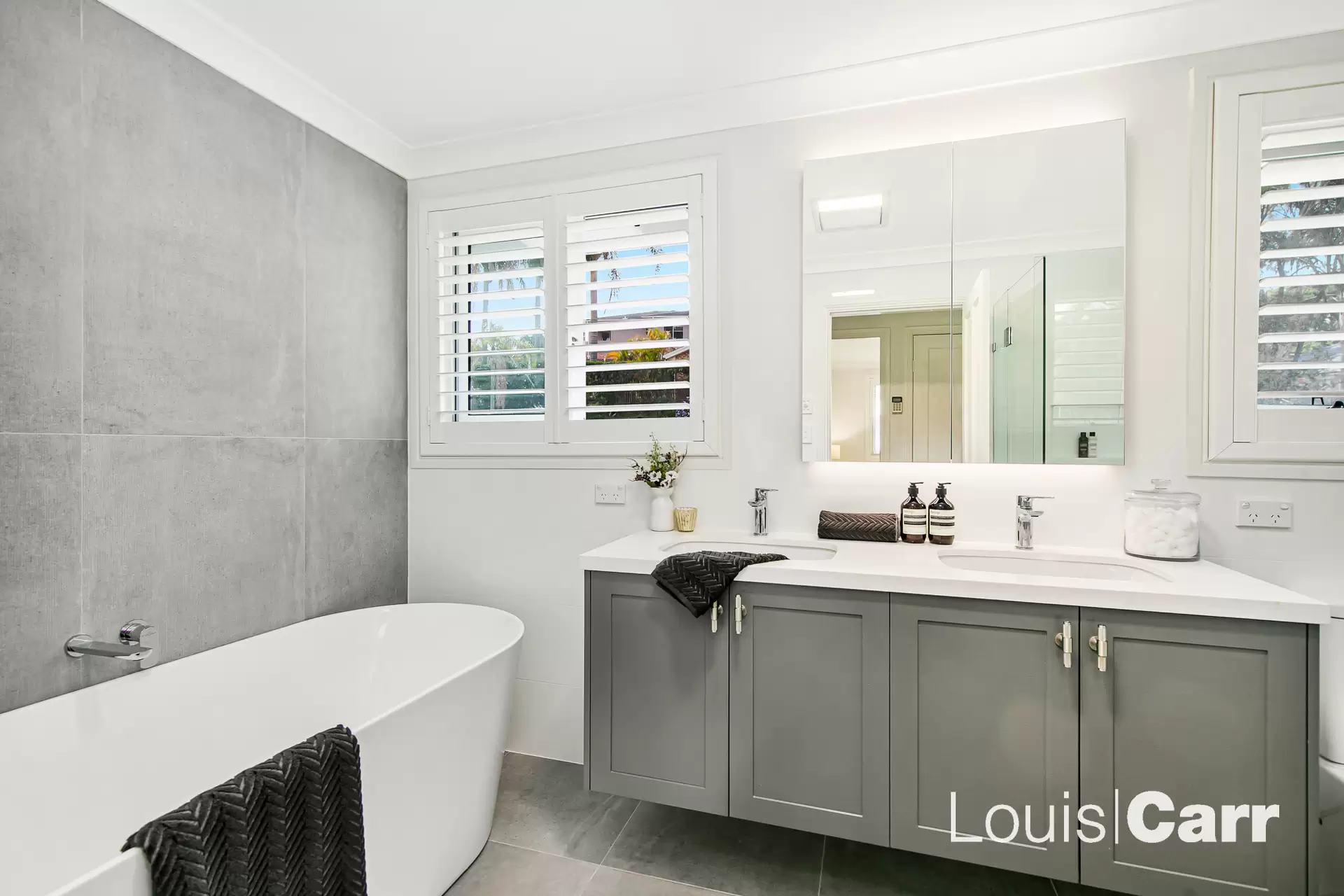 Photo #15: 38 Coonara Avenue, West Pennant Hills - Sold by Louis Carr Real Estate