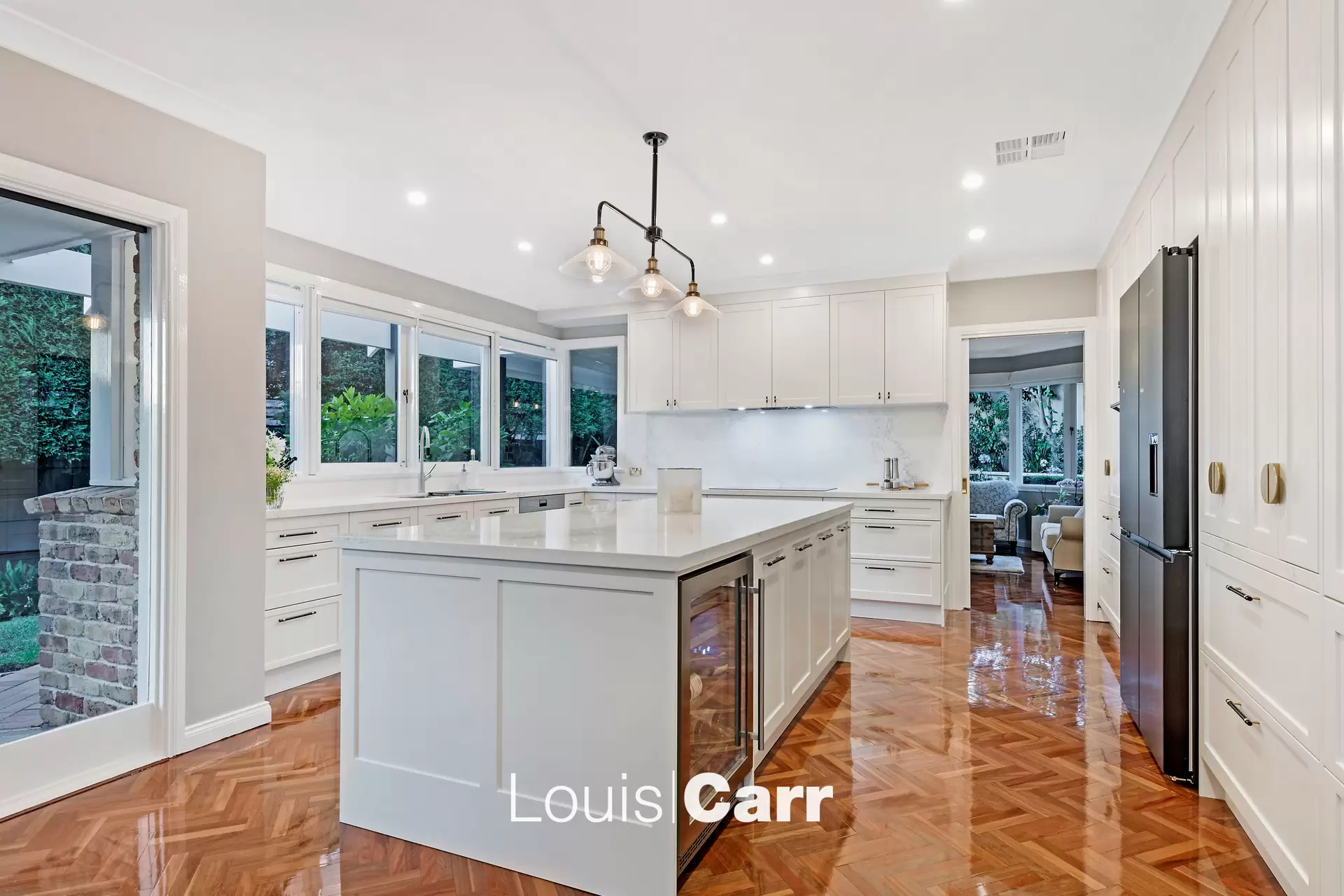 Photo #10: 7 Golders Green Way, Glenhaven - Sold by Louis Carr Real Estate