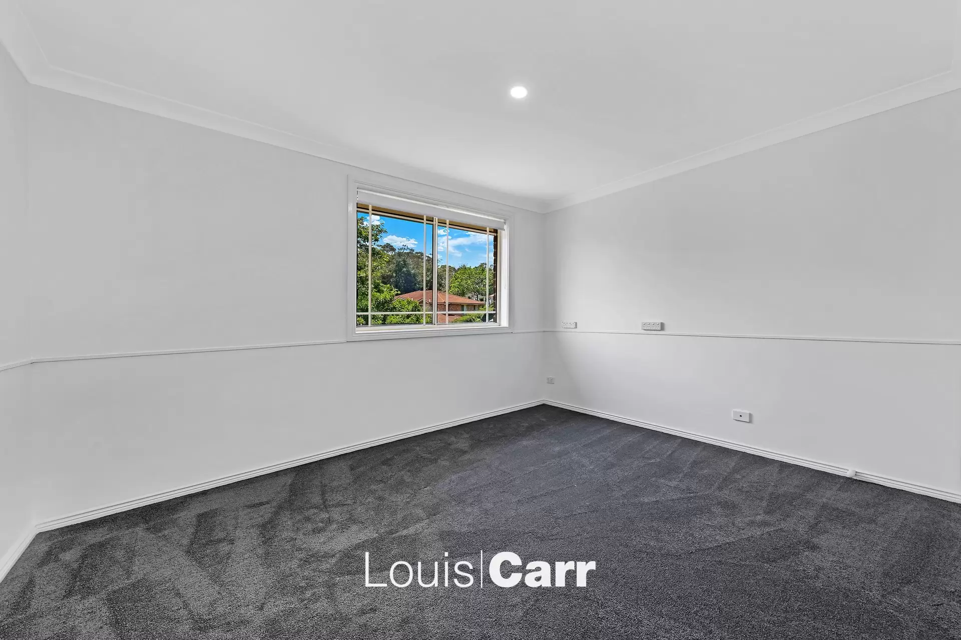 Photo #11: 4 Kingussie Avenue, Castle Hill - Sold by Louis Carr Real Estate