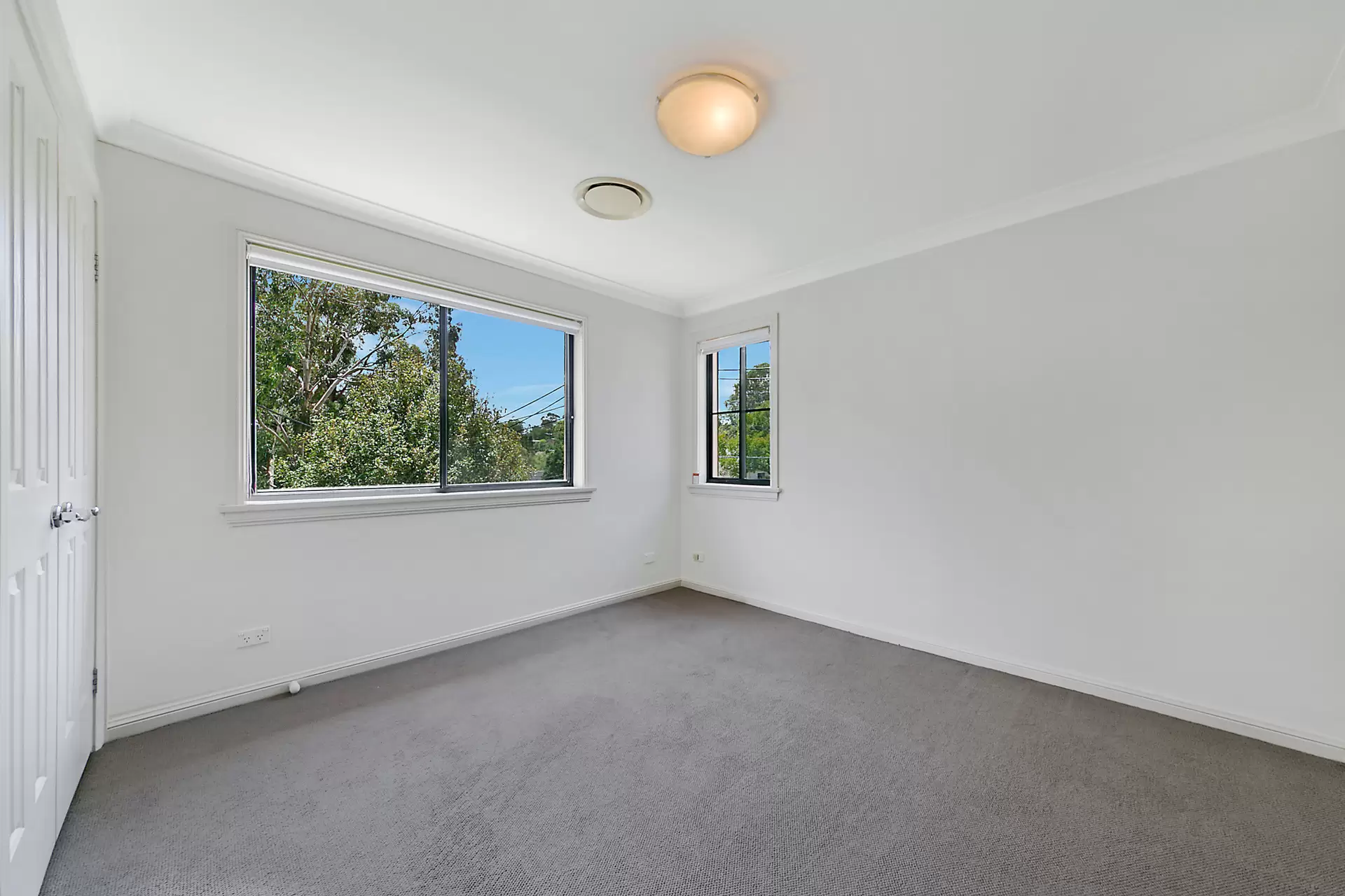 4/21 Derby Street, Epping Leased by Louis Carr Real Estate - image 1