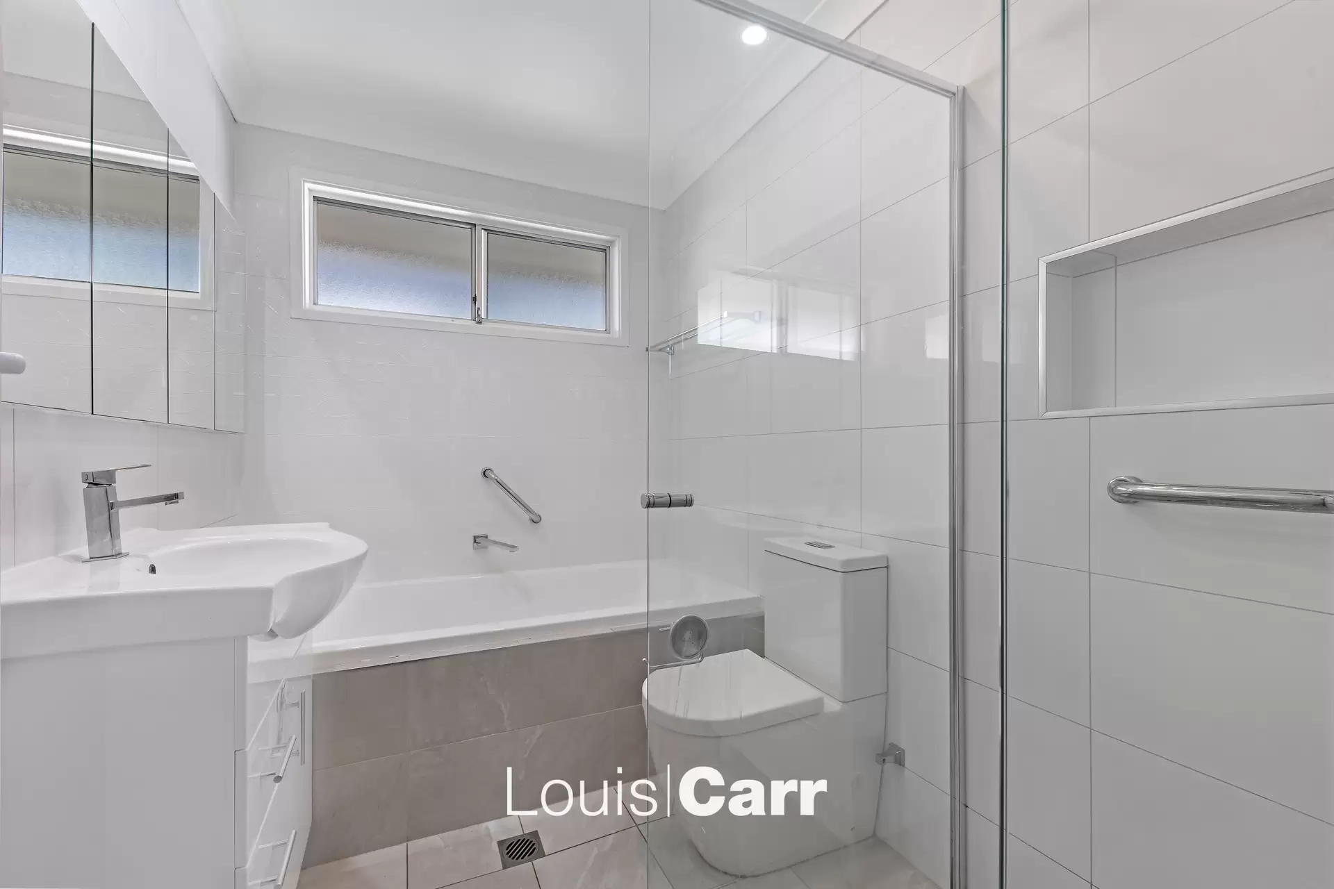 Photo #8: 24 Waninga Road, Hornsby Heights - Leased by Louis Carr Real Estate