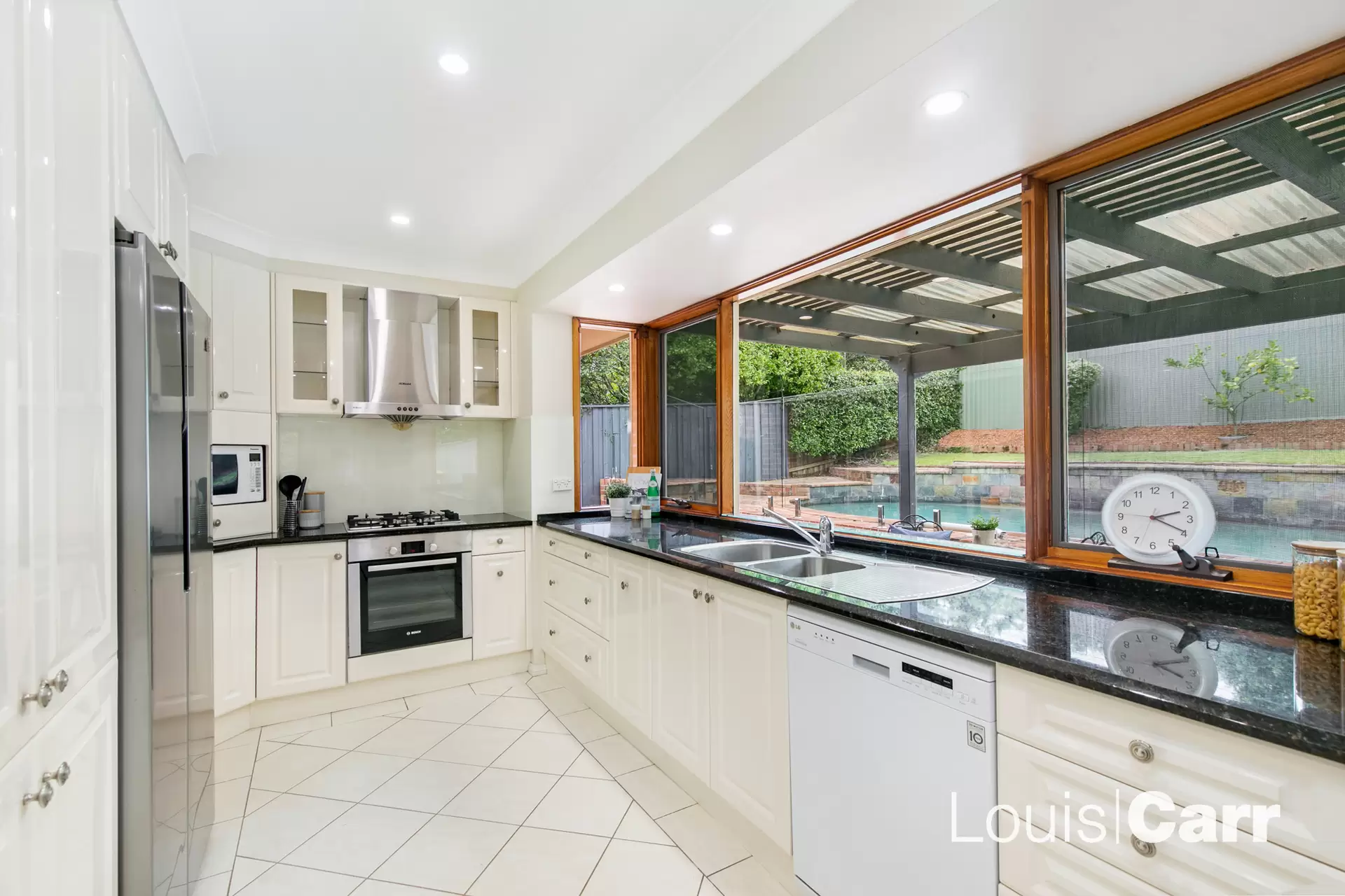 Photo #5: 165 Shepherds Drive, Cherrybrook - Auction by Louis Carr Real Estate