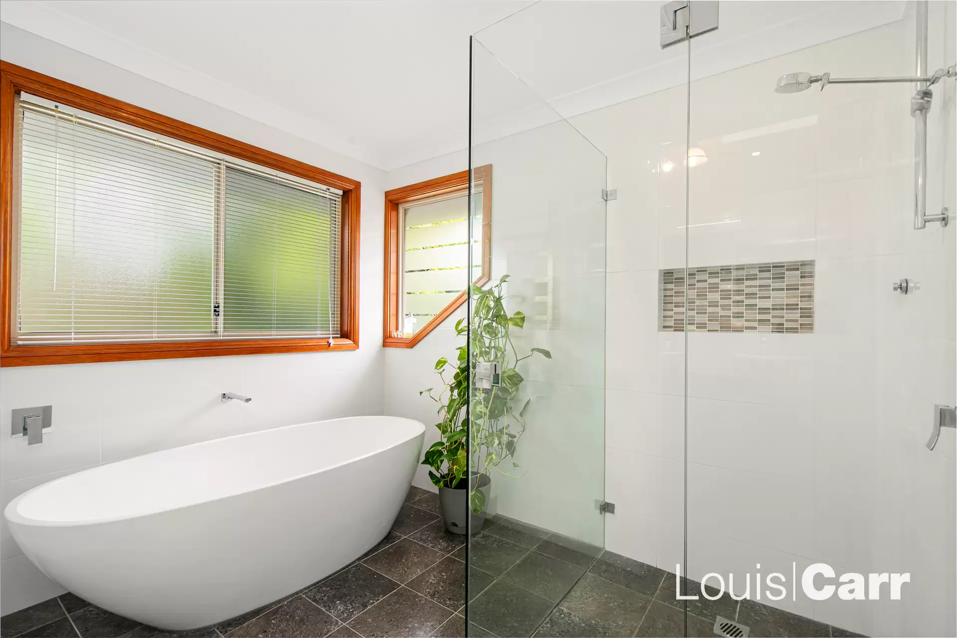 Photo #10: 15 Grangewood Place, West Pennant Hills - For Sale by Louis Carr Real Estate