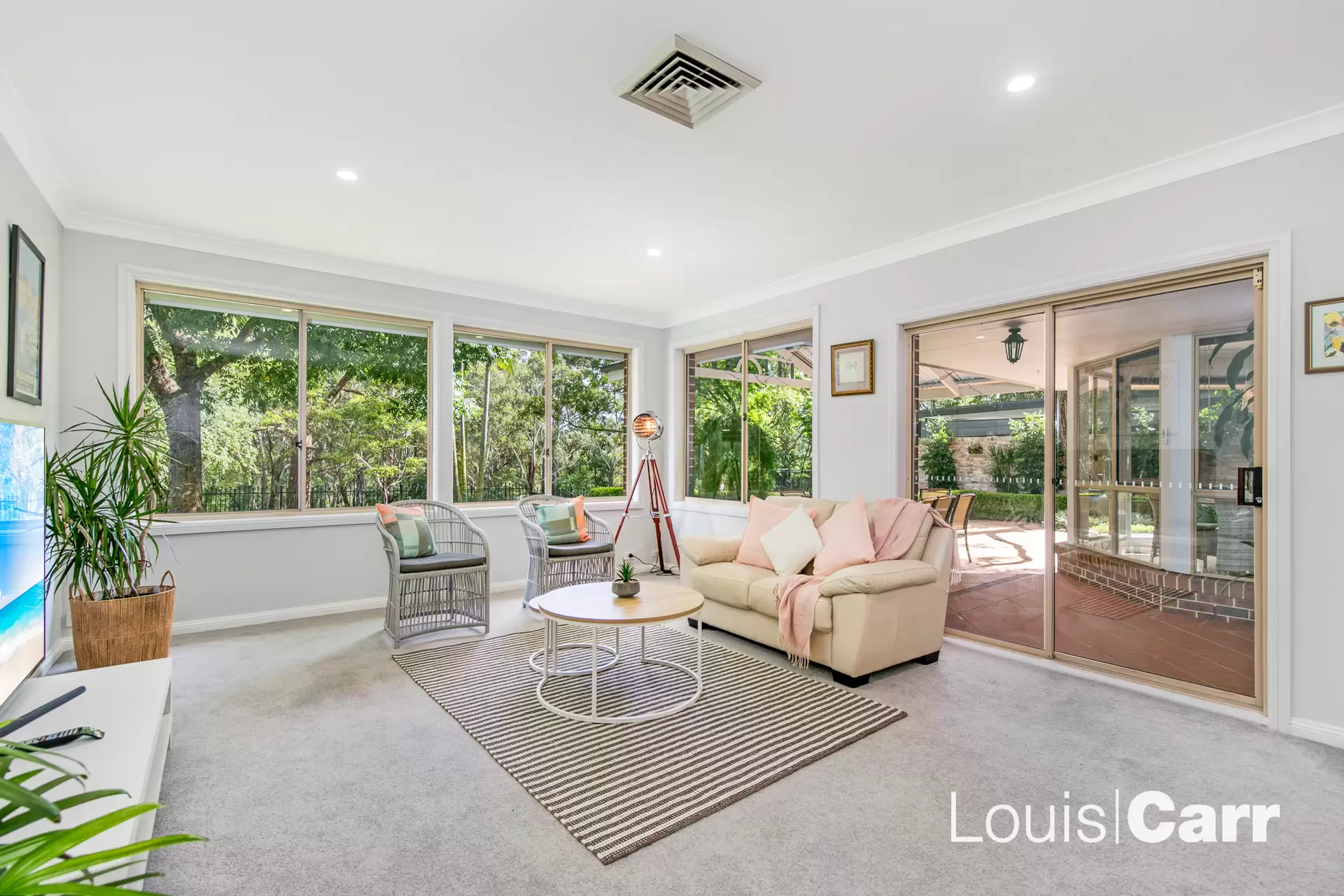 Photo #7: 15 Grangewood Place, West Pennant Hills - For Sale by Louis Carr Real Estate
